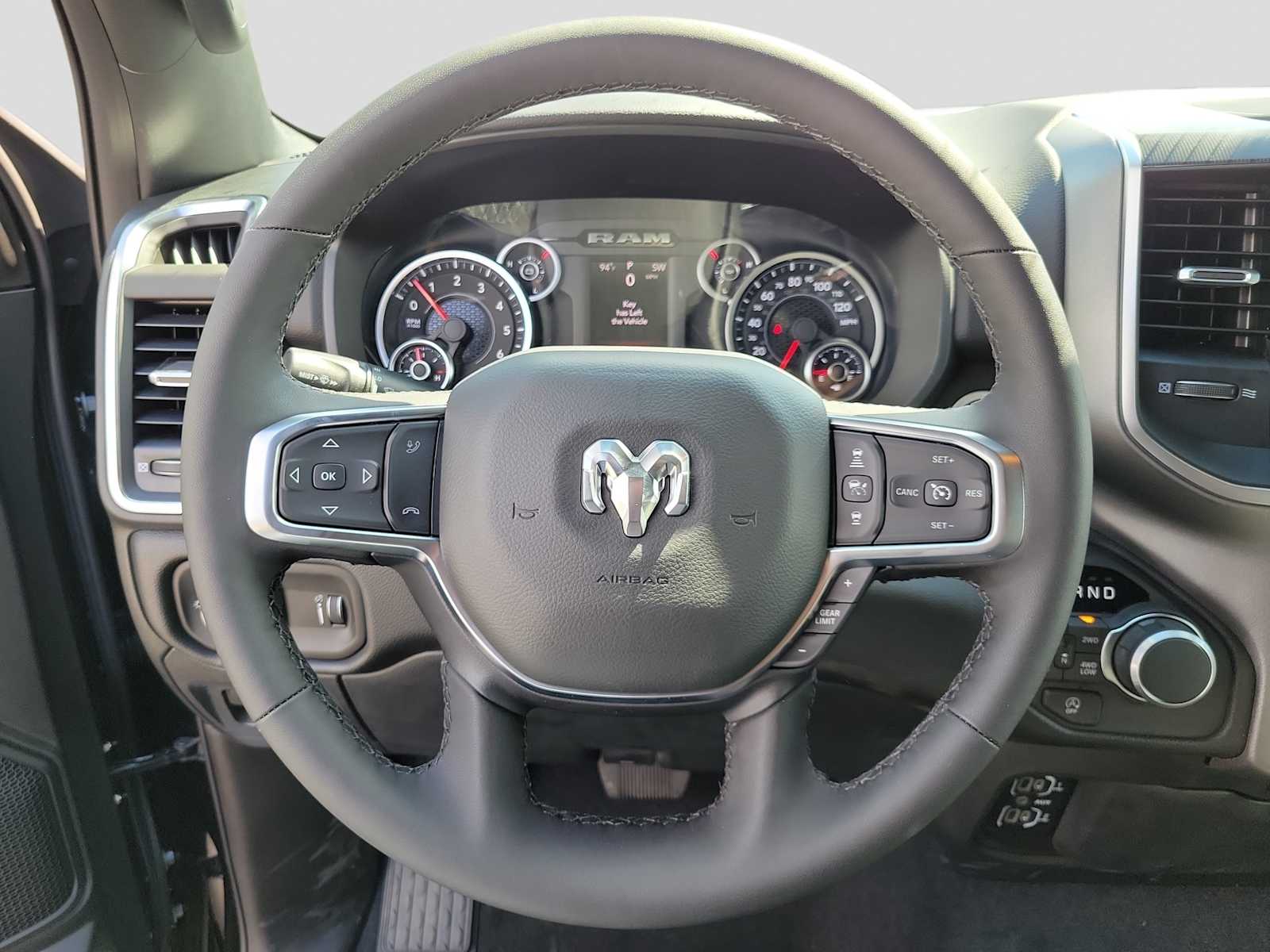 Thumbnail: 2025 RAM 1500 - 15