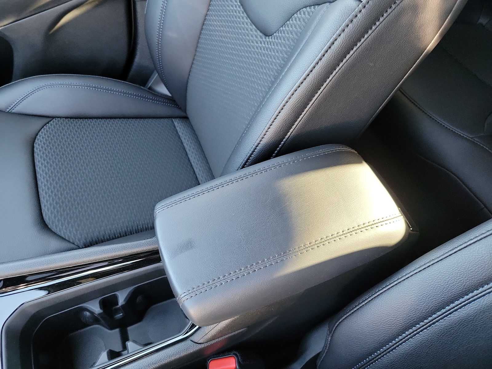 Thumbnail: 2026 Jeep Compass - 16