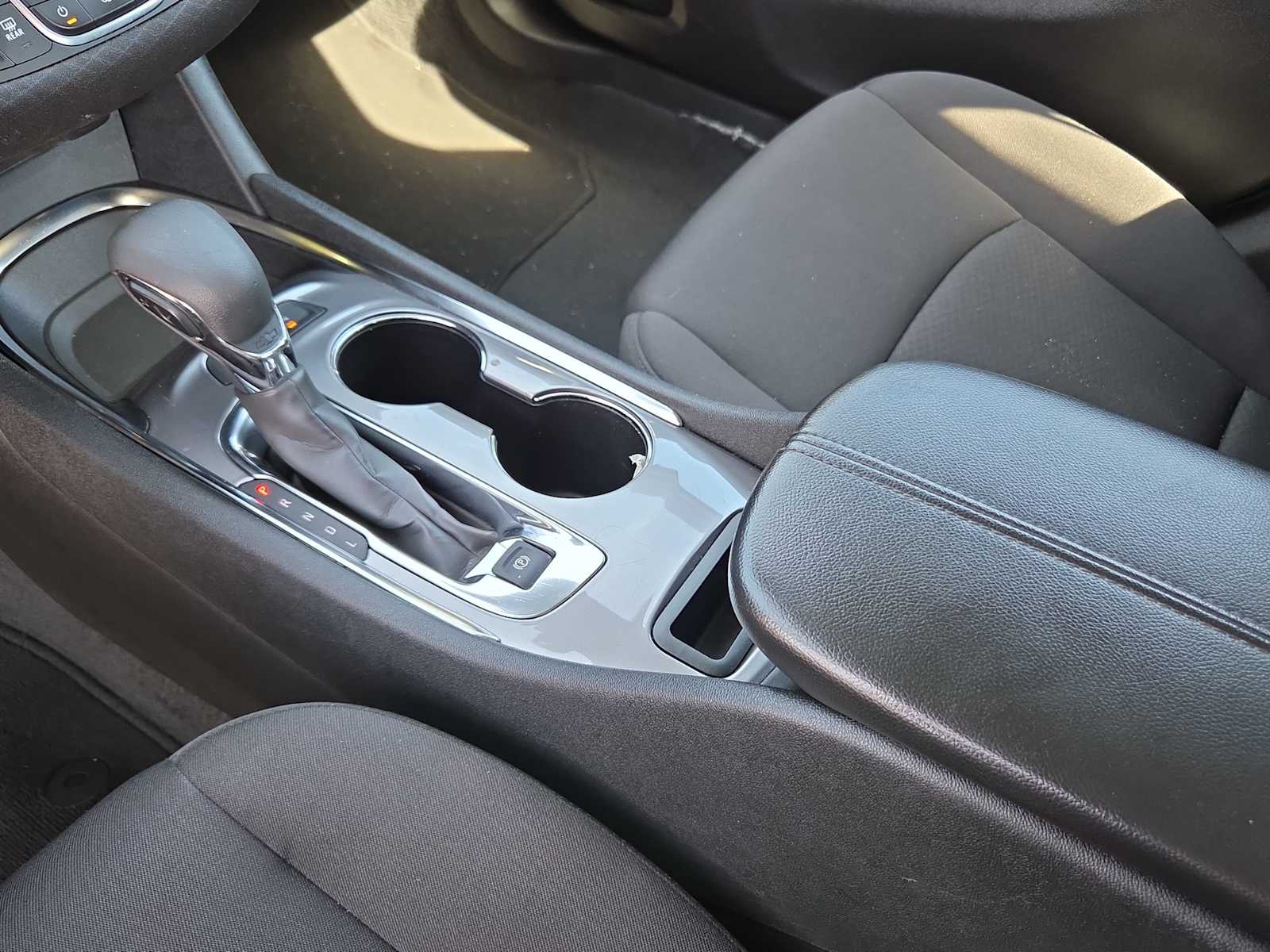 Thumbnail: 2024 Chevrolet Malibu - 16