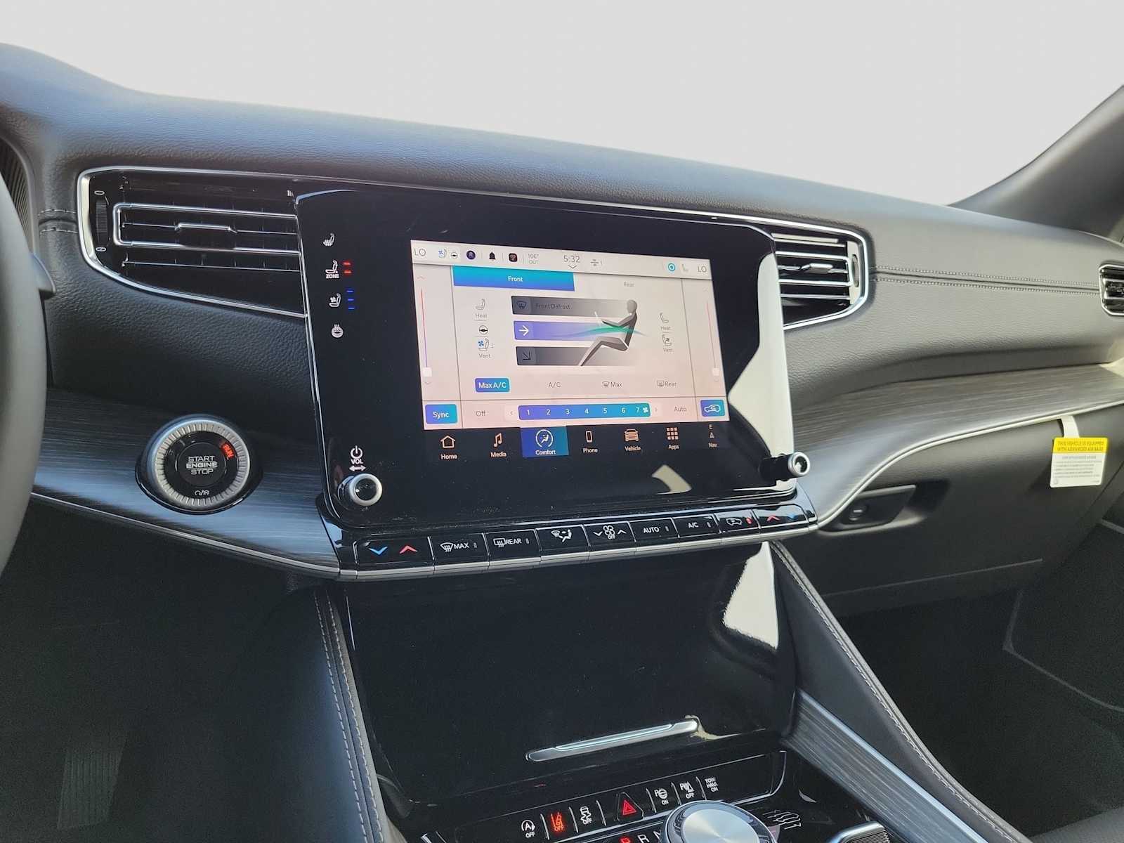 Thumbnail: 2024 Jeep Wagoneer - 21