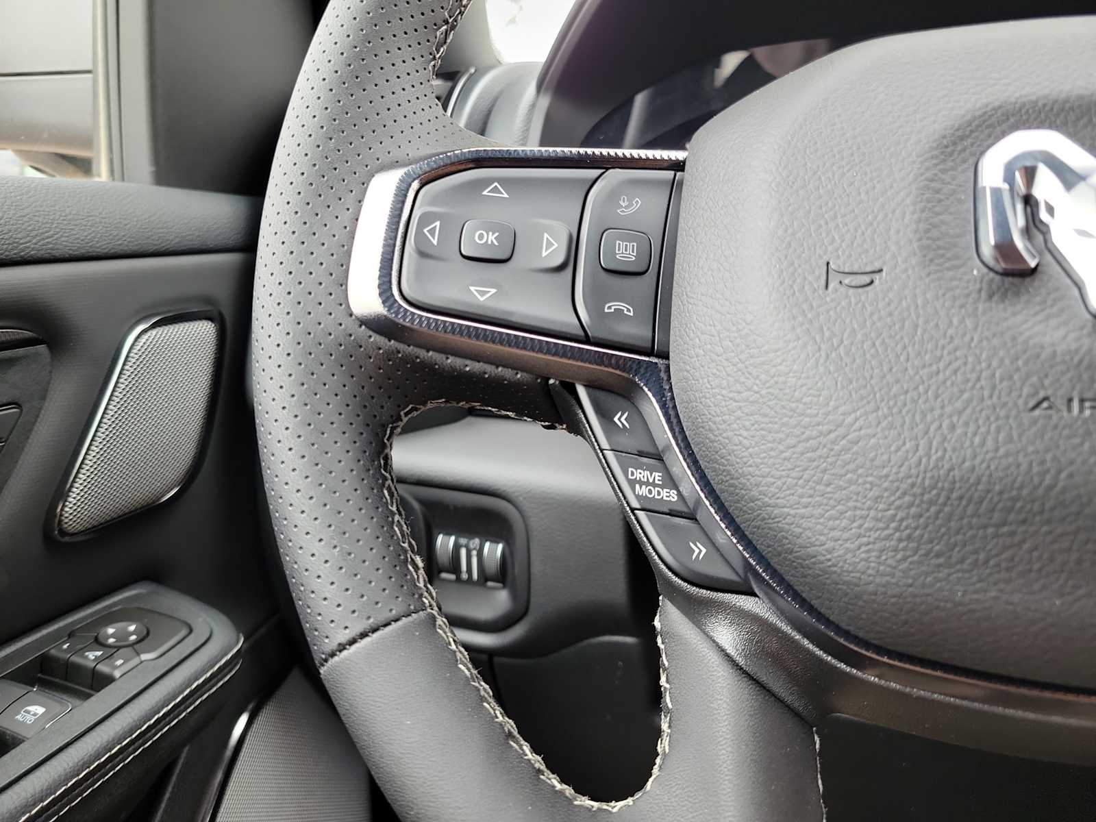 Thumbnail: 2026 RAM 1500 - 19