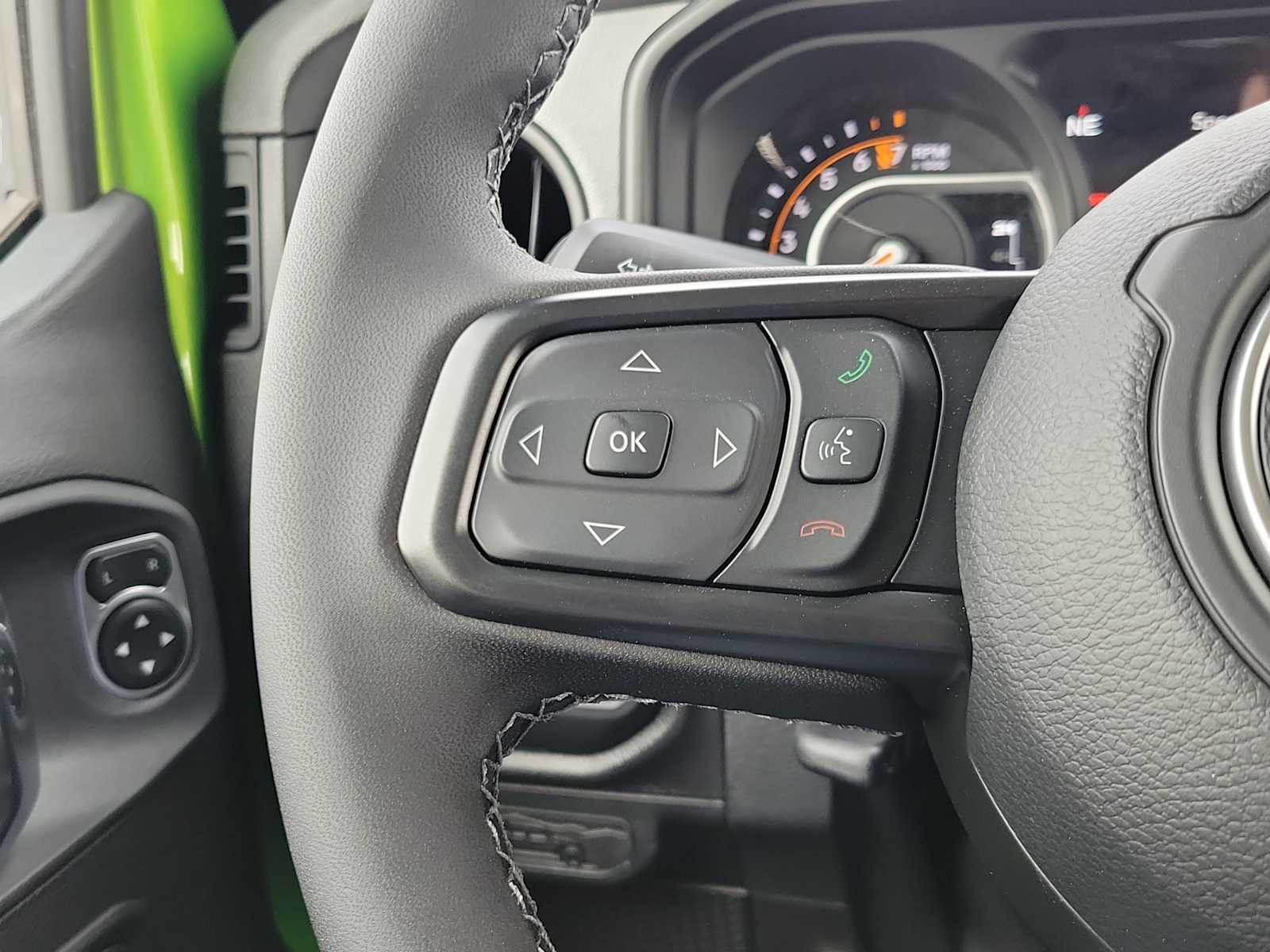 Thumbnail: 2026 Jeep Gladiator - 19