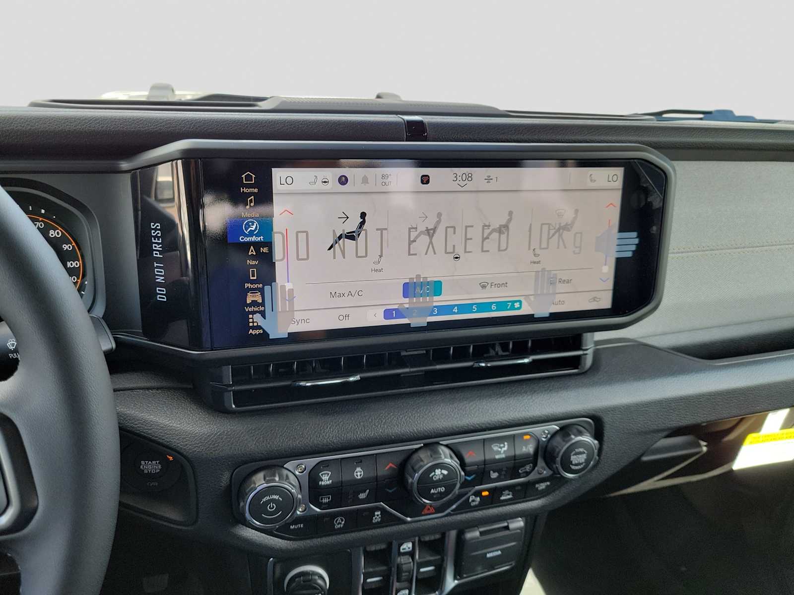 Thumbnail: 2025 Jeep Gladiator - 21