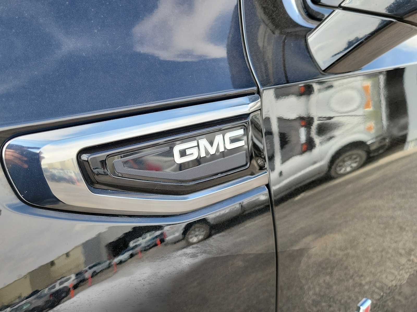 Thumbnail: 2022 GMC Yukon XL - 7
