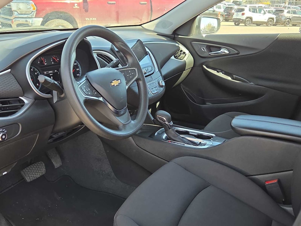 Used 2024 Chevrolet Malibu 1LT Sedan
