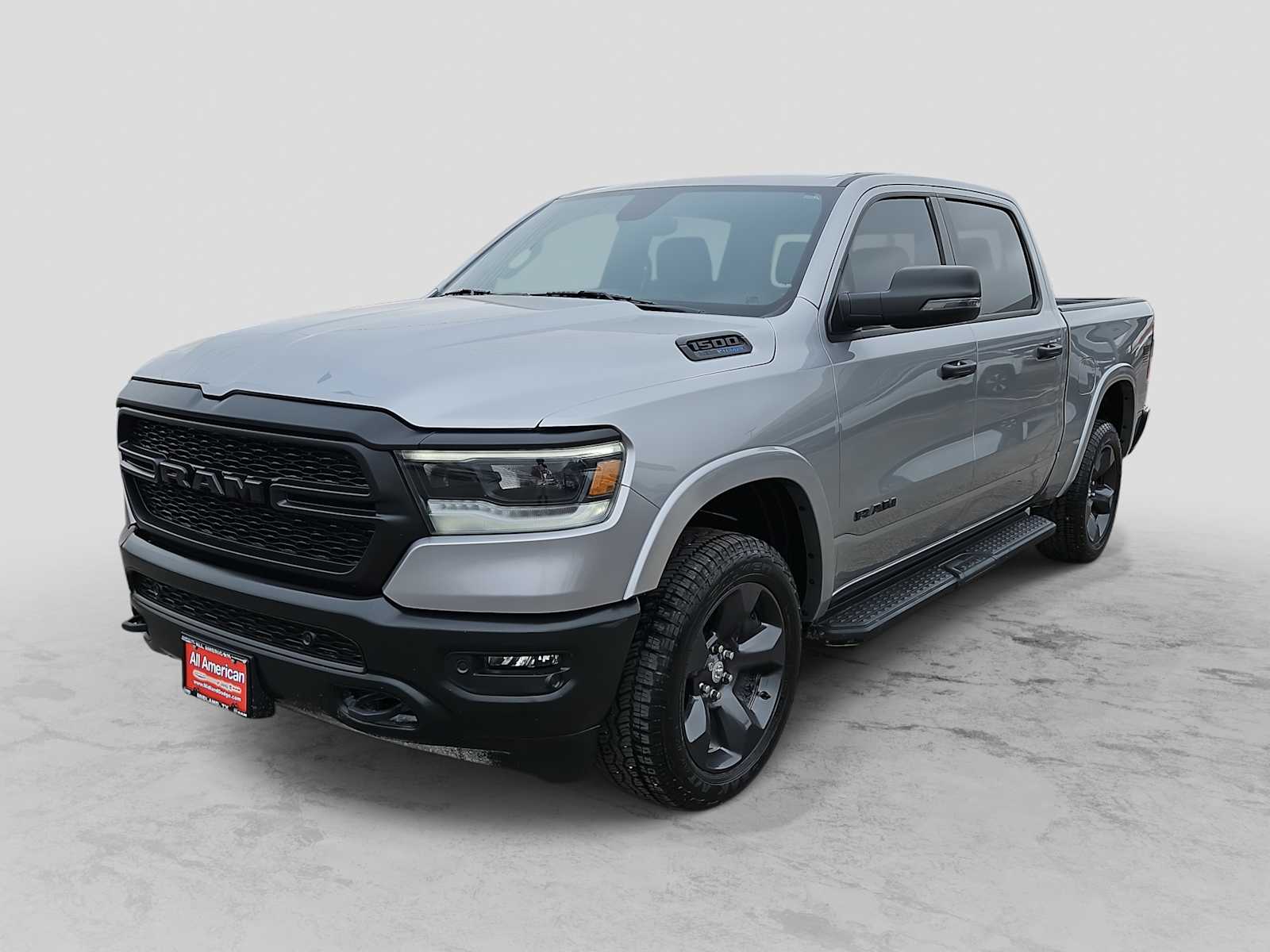 2024 RAM 1500 Big Horn/Lone Star 4x4 Crew Cab 5'7's photo