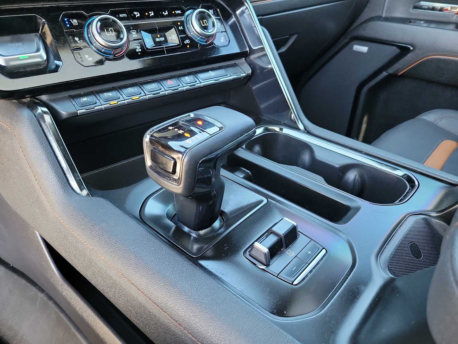 Thumbnail: 2024 GMC Sierra 1500 - 17