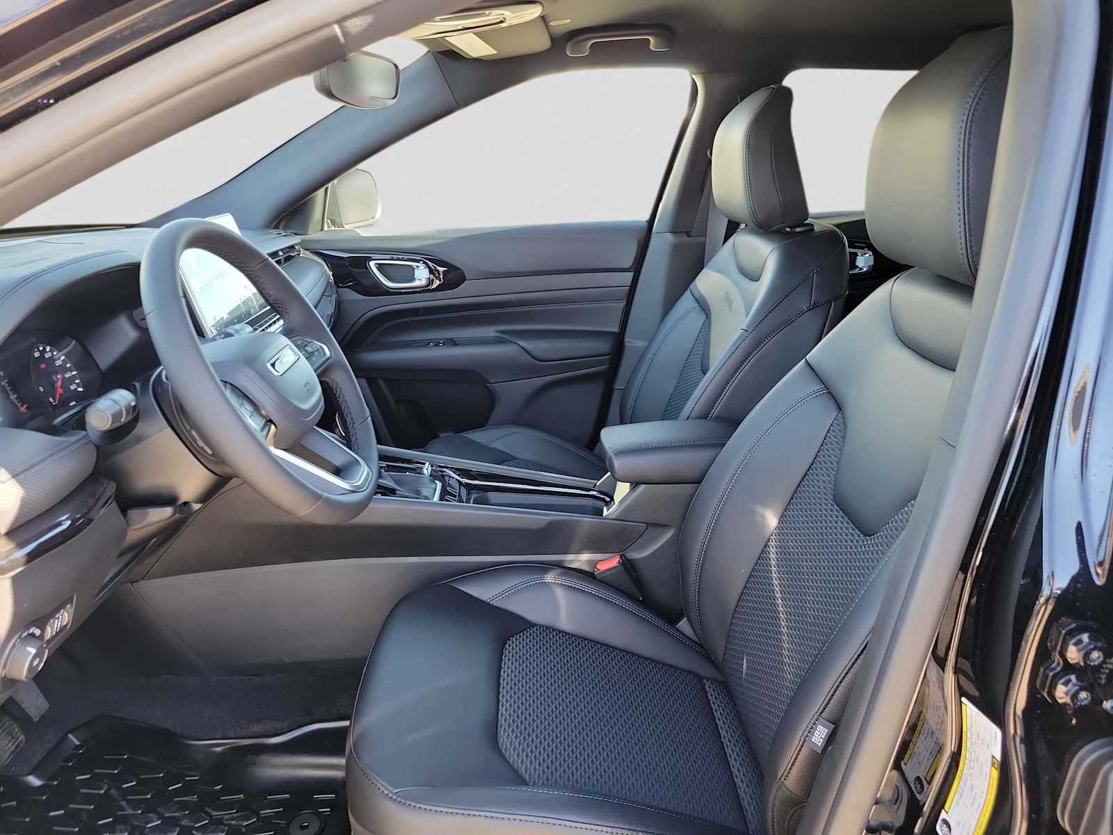 Thumbnail: 2026 Jeep Compass - 11