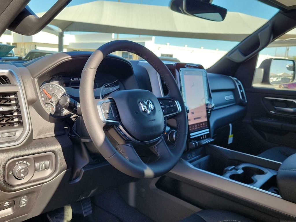 New 2026 Ram 1500 LONE STAR CREW CAB 4X4 5'7 BOX Pickup