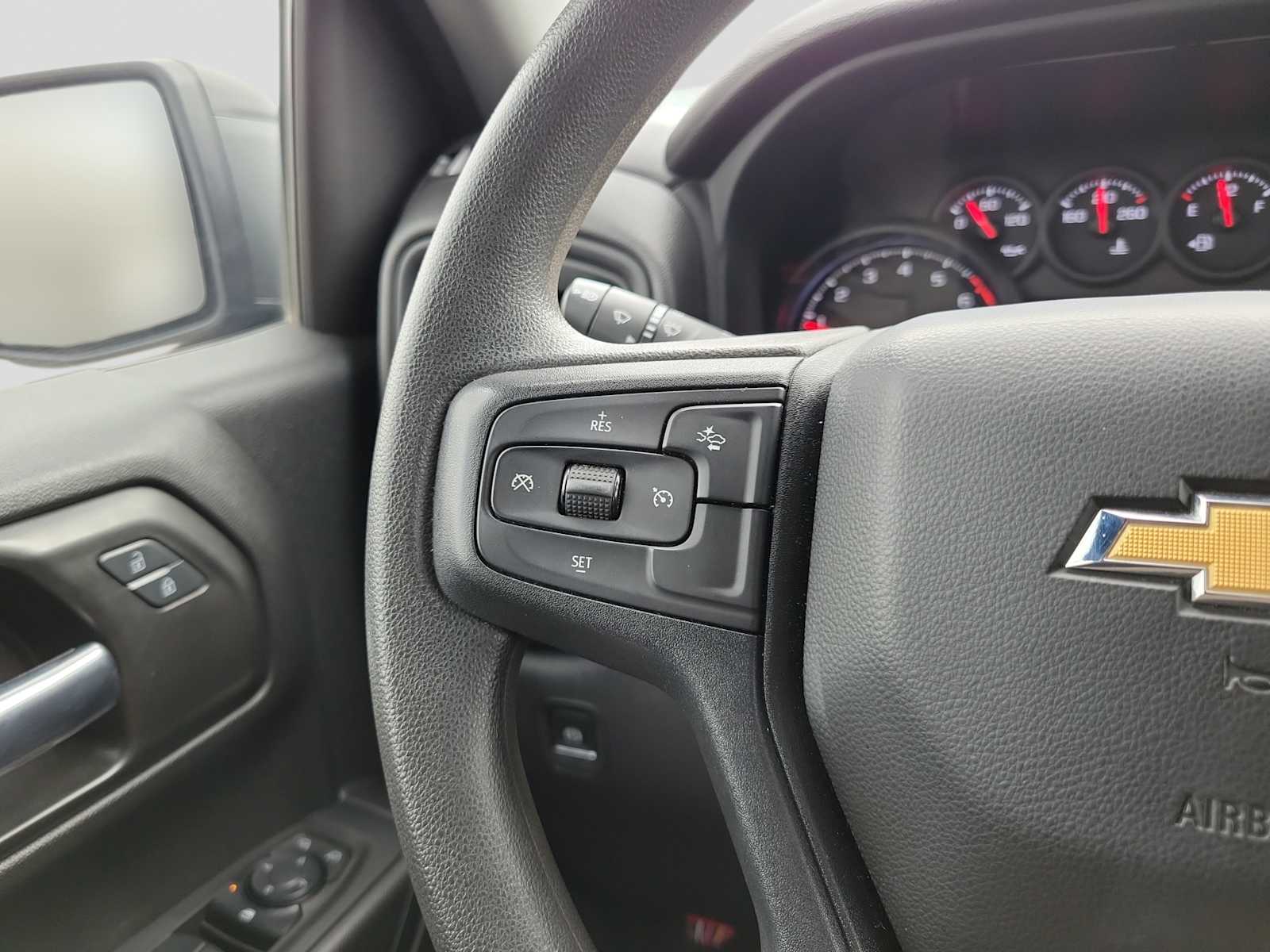 Thumbnail: 2025 Chevrolet Silverado 1500 - 15