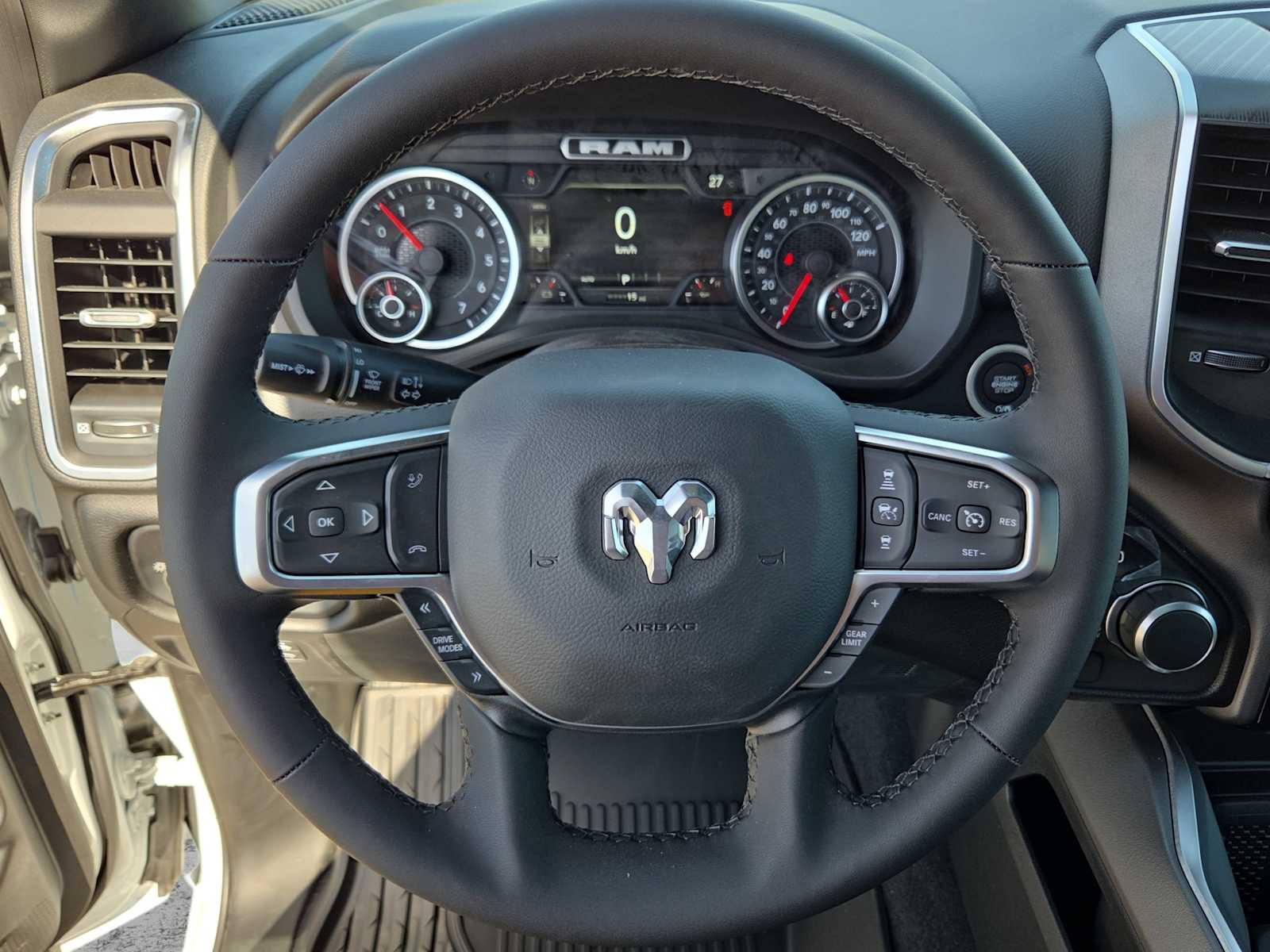 Thumbnail: 2025 RAM 1500 - 15