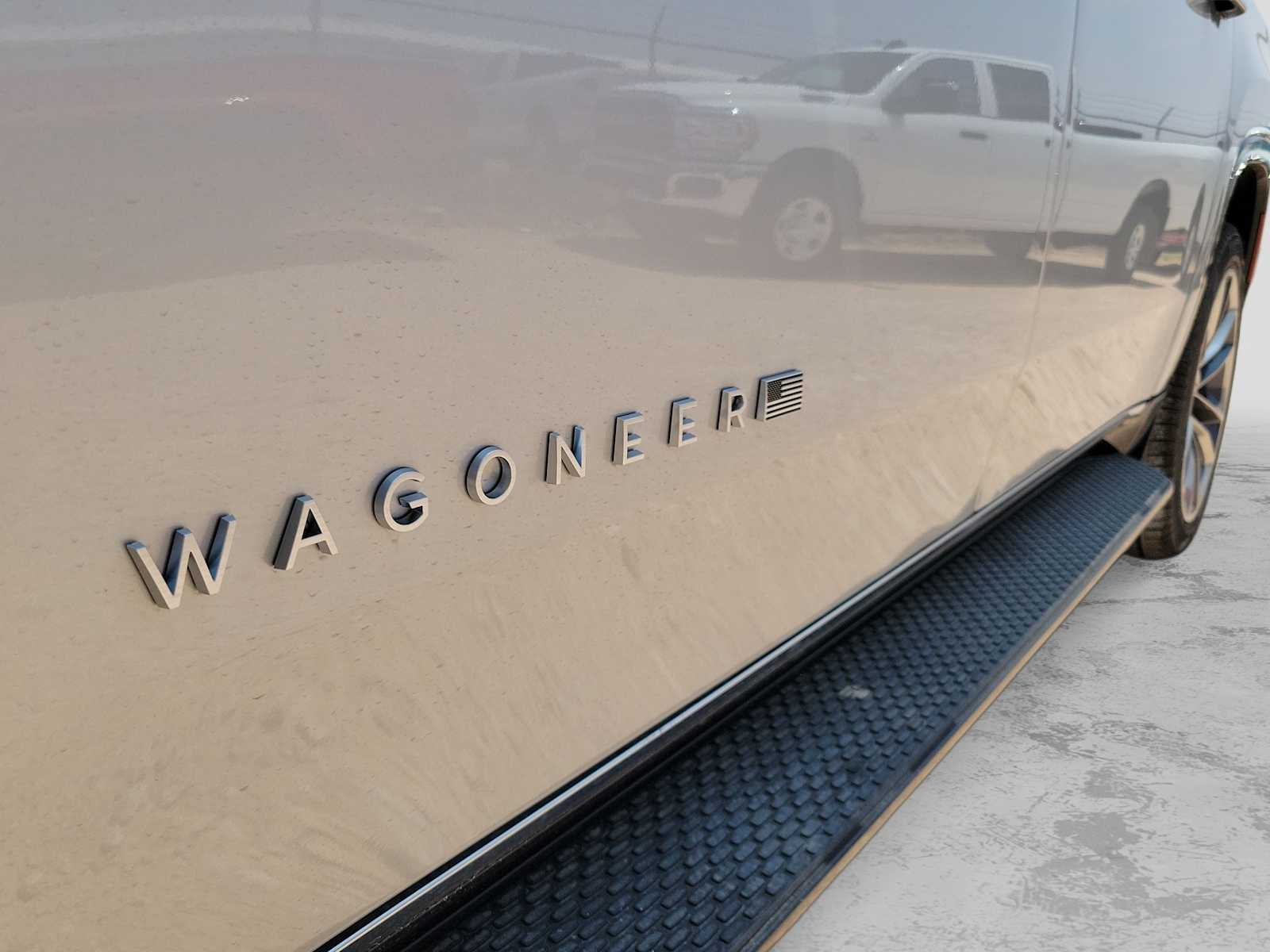 Thumbnail: 2024 Jeep Wagoneer - 7