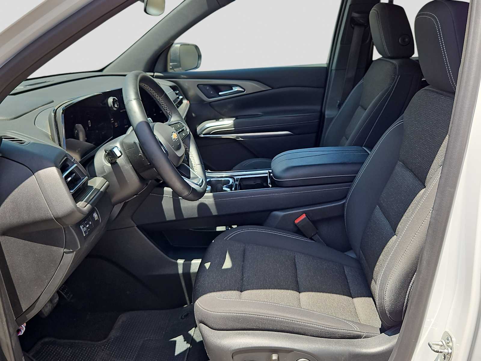 Thumbnail: 2024 Chevrolet Traverse - 6