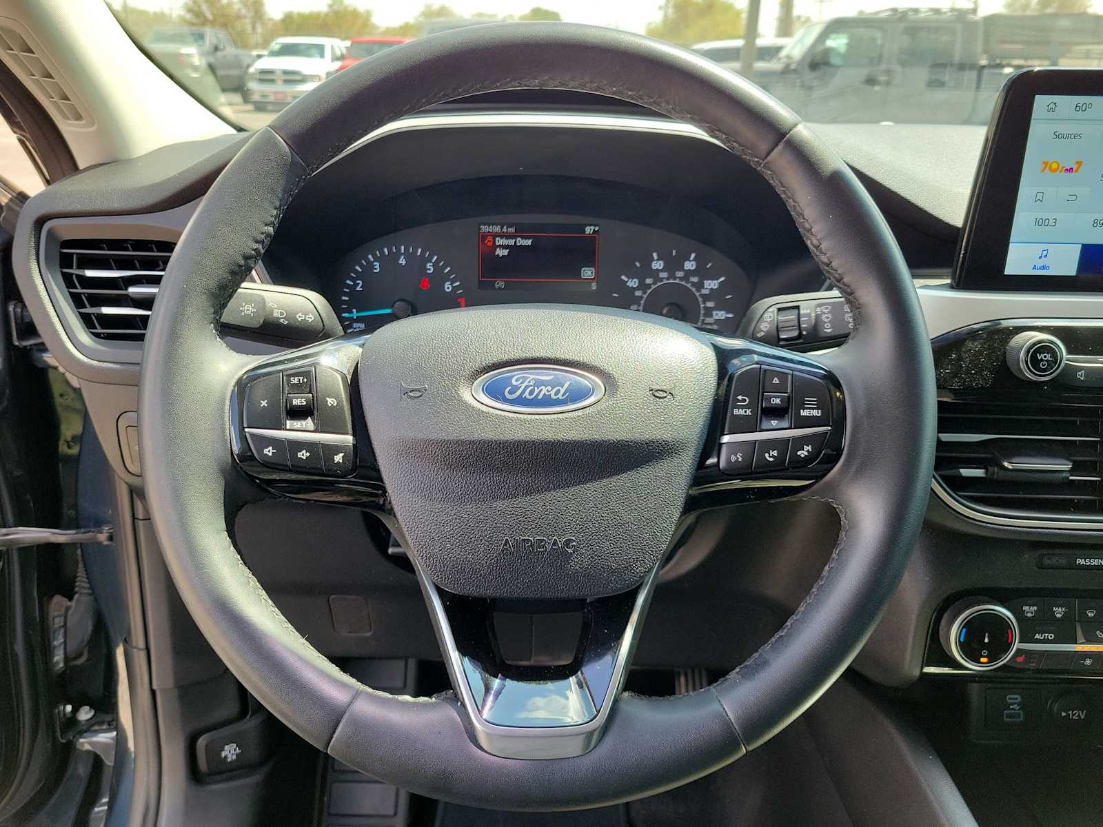 Thumbnail: 2022 Ford Escape - 15