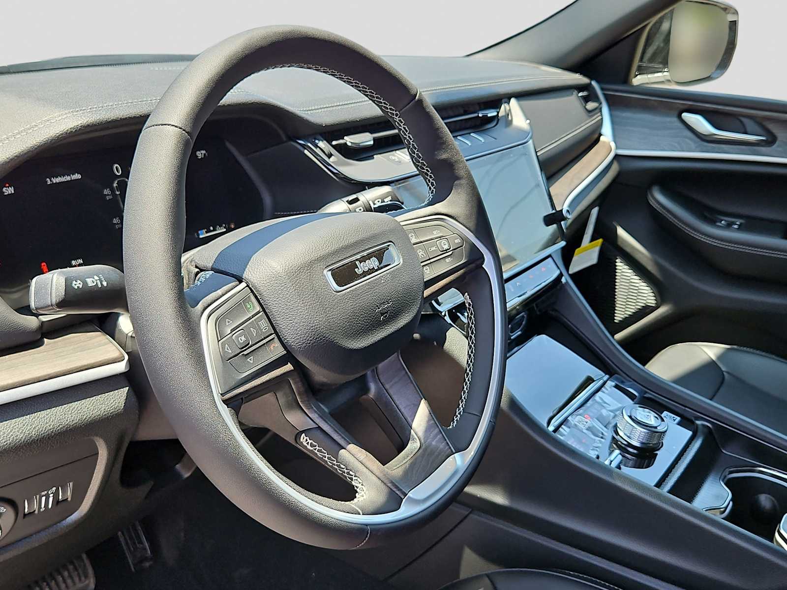 Thumbnail: 2026 Jeep Grand Cherokee - 2