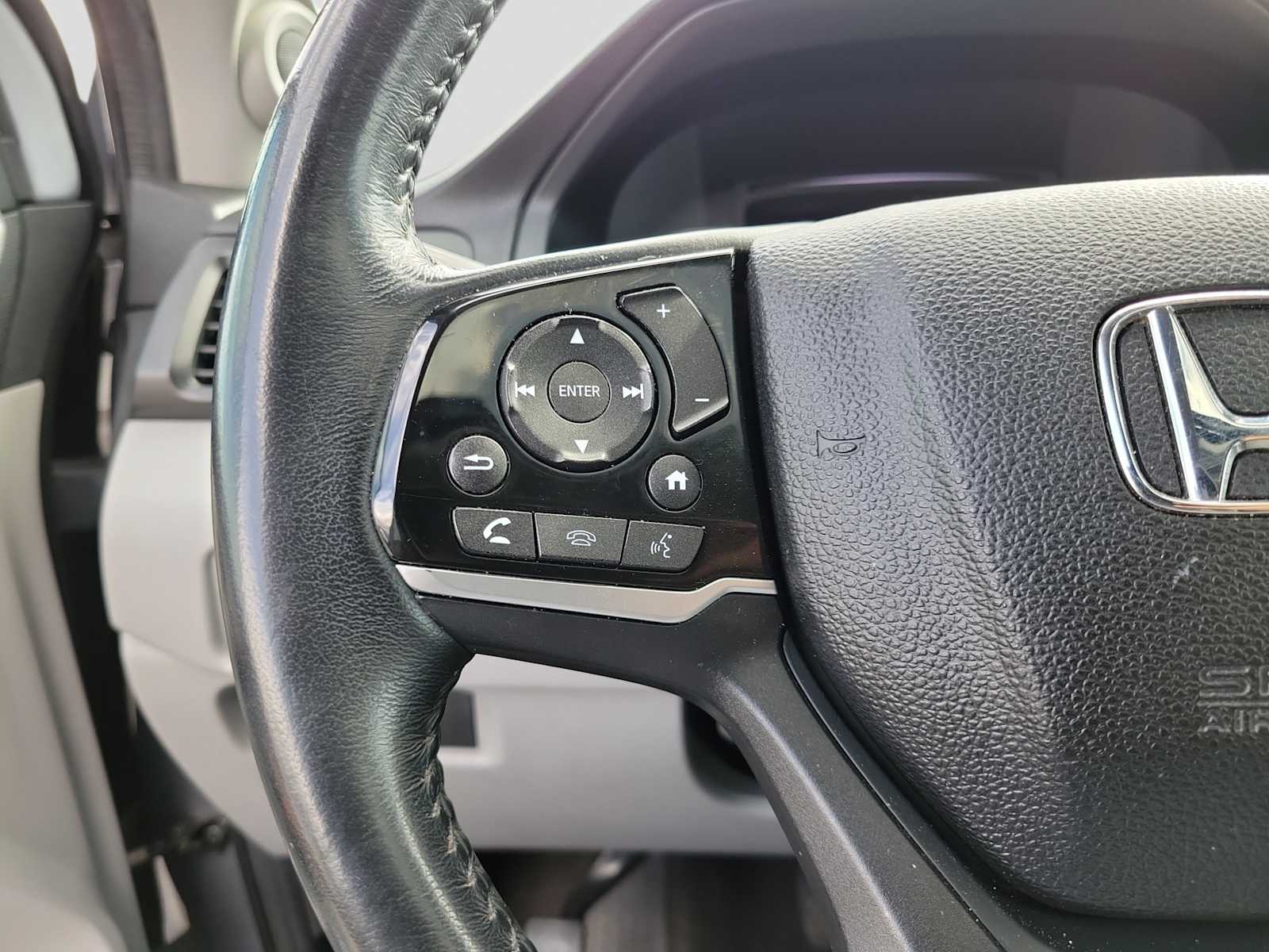 Thumbnail: 2022 Honda Pilot - 18