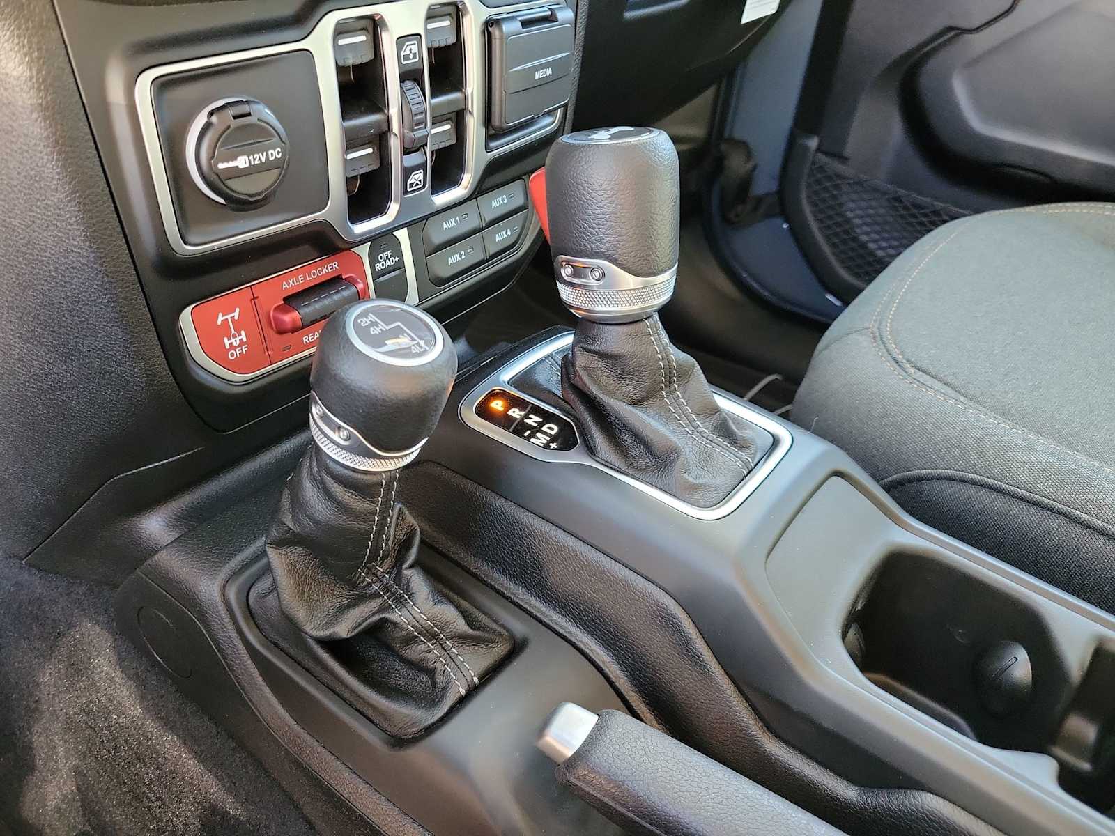 Thumbnail: 2026 Jeep Wrangler - 17