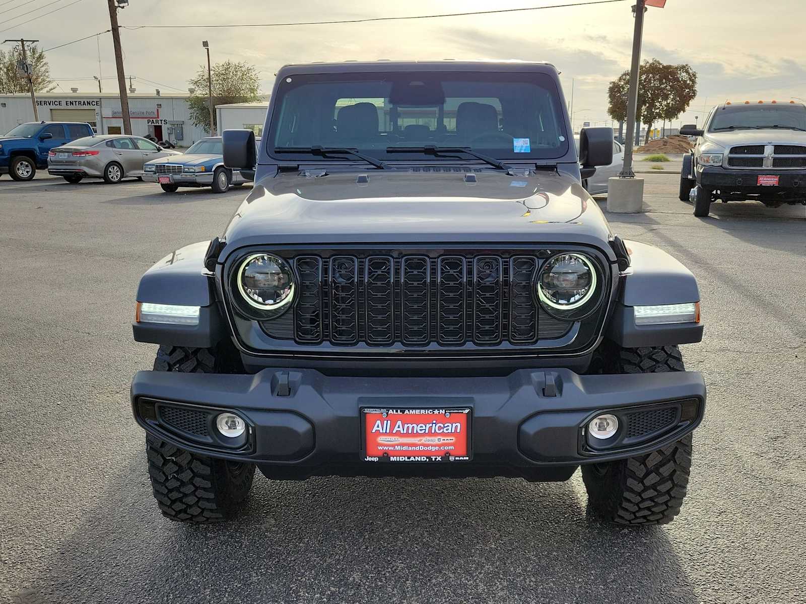 Thumbnail: 2026 Jeep Gladiator - 6