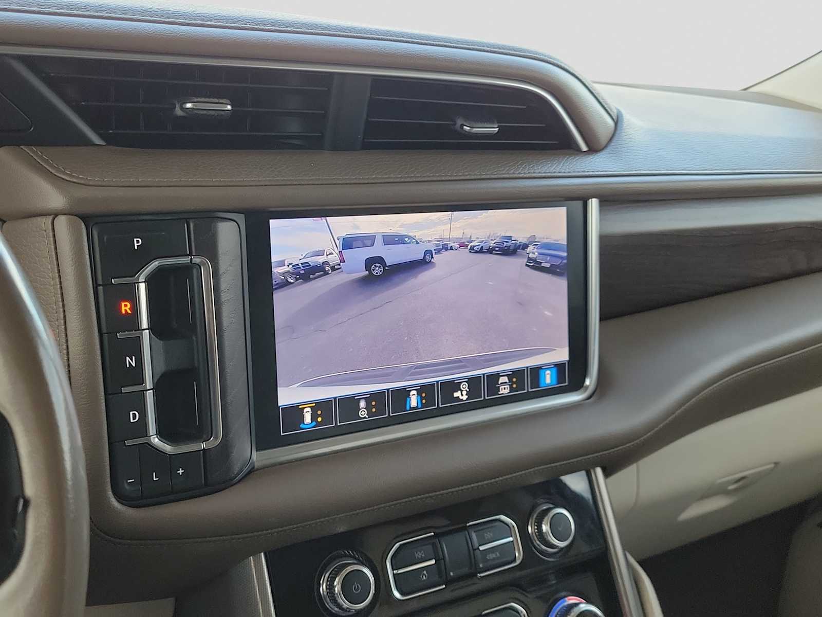 Thumbnail: 2021 GMC Yukon - 20