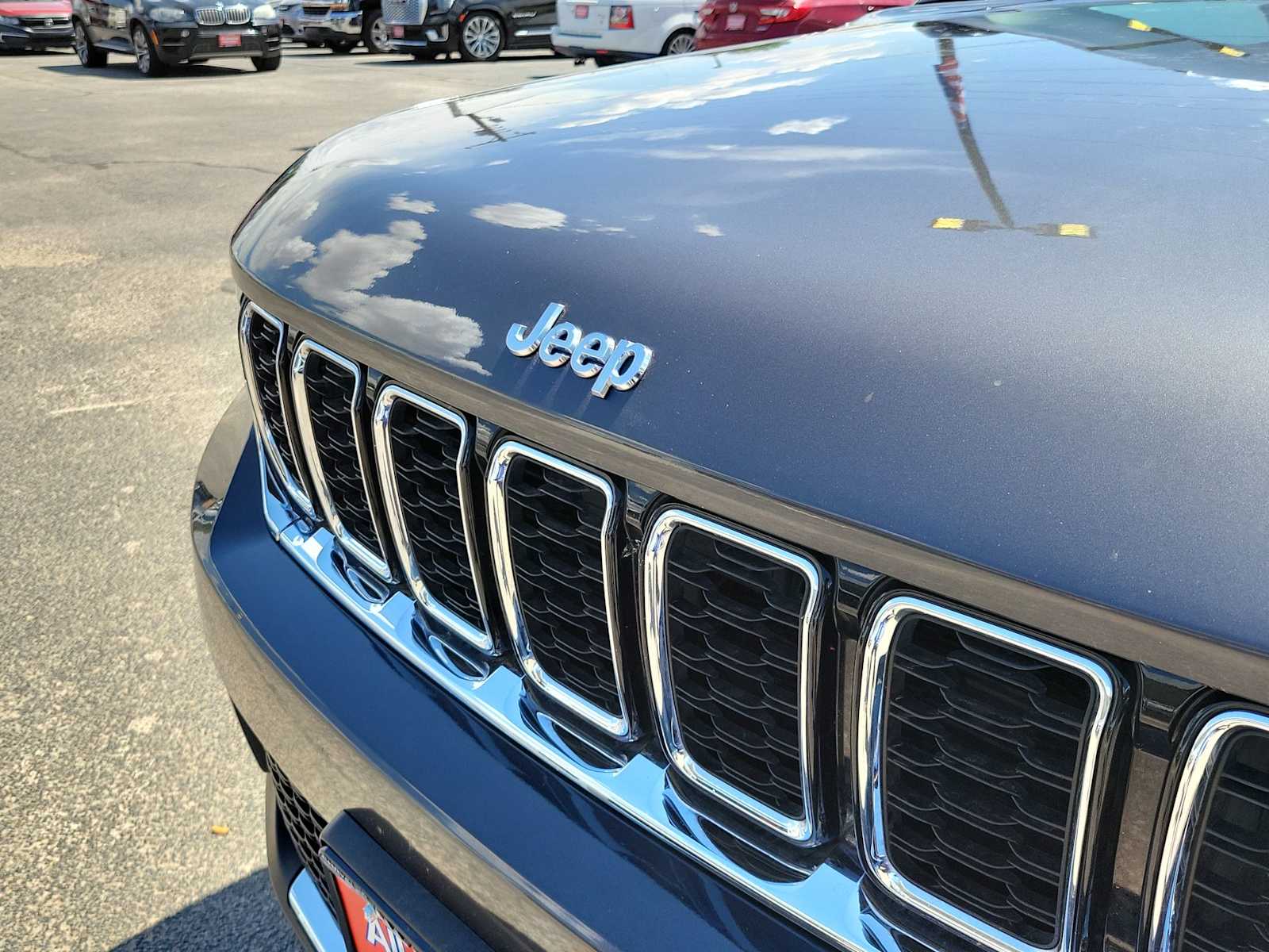 Thumbnail: 2022 Jeep Grand Cherokee - 9