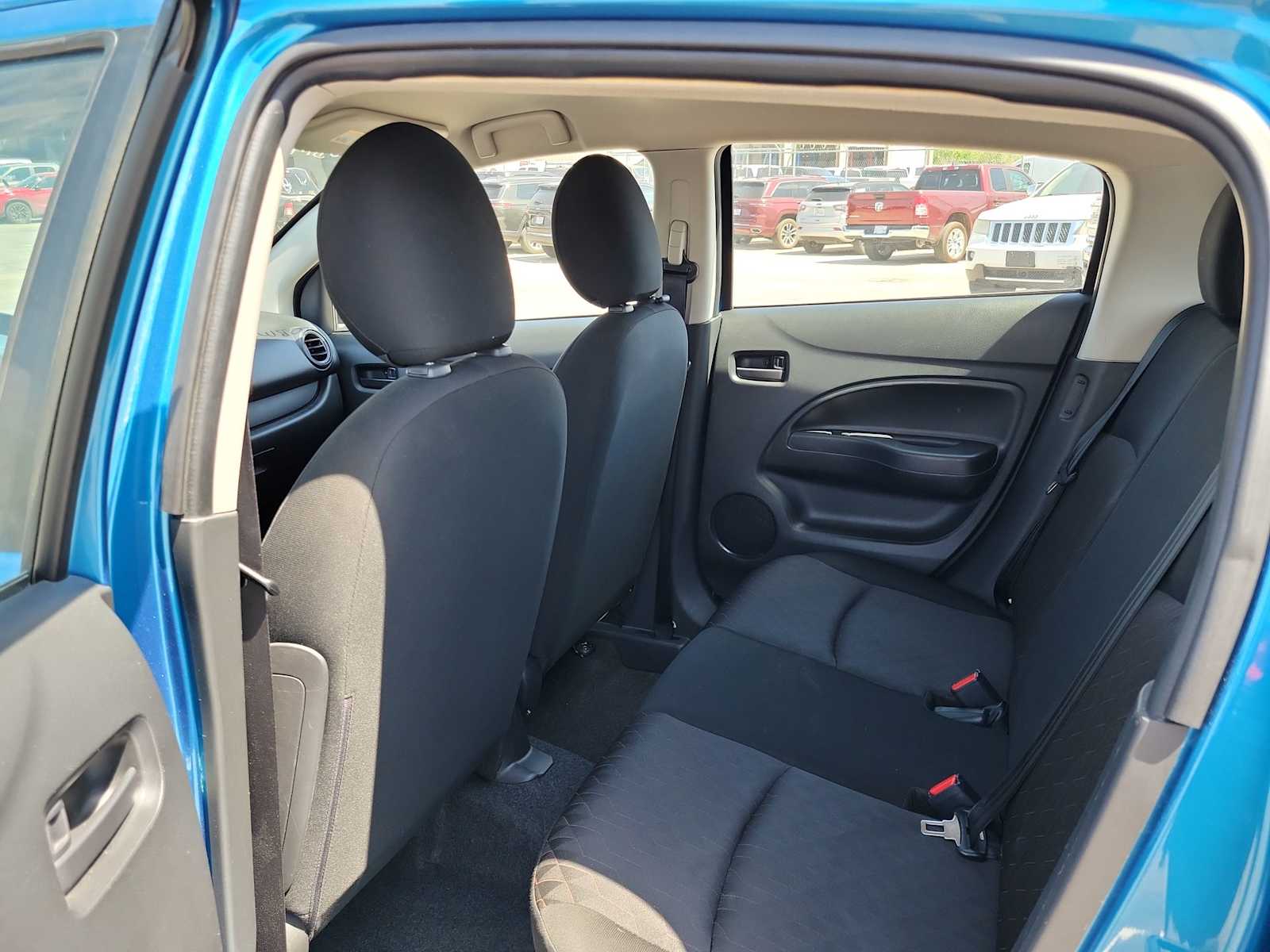 2021 Mitsubishi Mirage ES 12