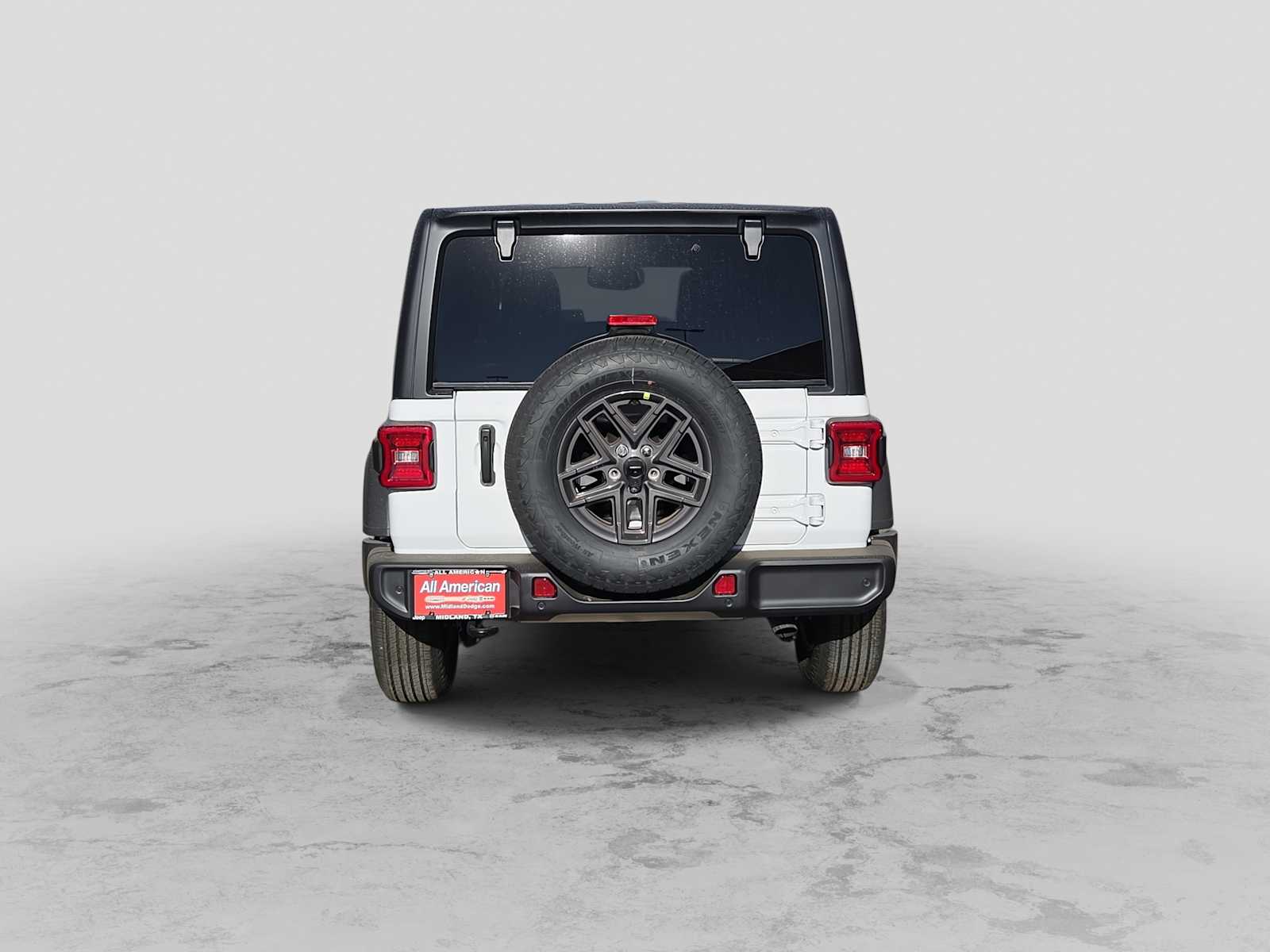 Thumbnail: 2026 Jeep Wrangler - 5