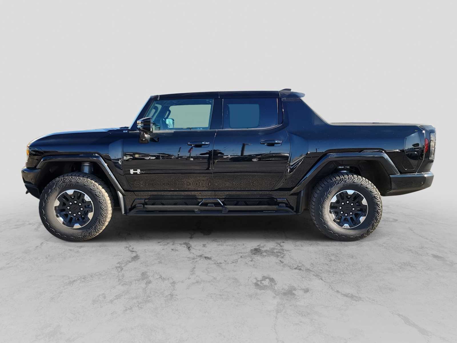 Thumbnail: 2024 GMC Hummer EV - 3