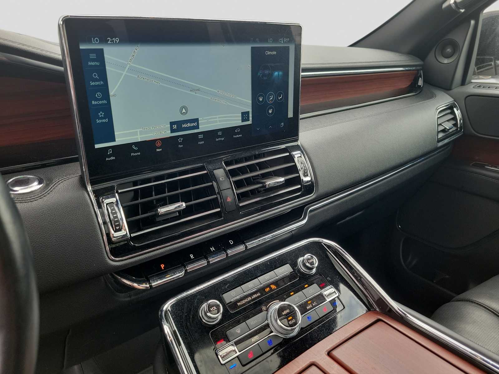 Thumbnail: 2023 Lincoln Navigator - 21