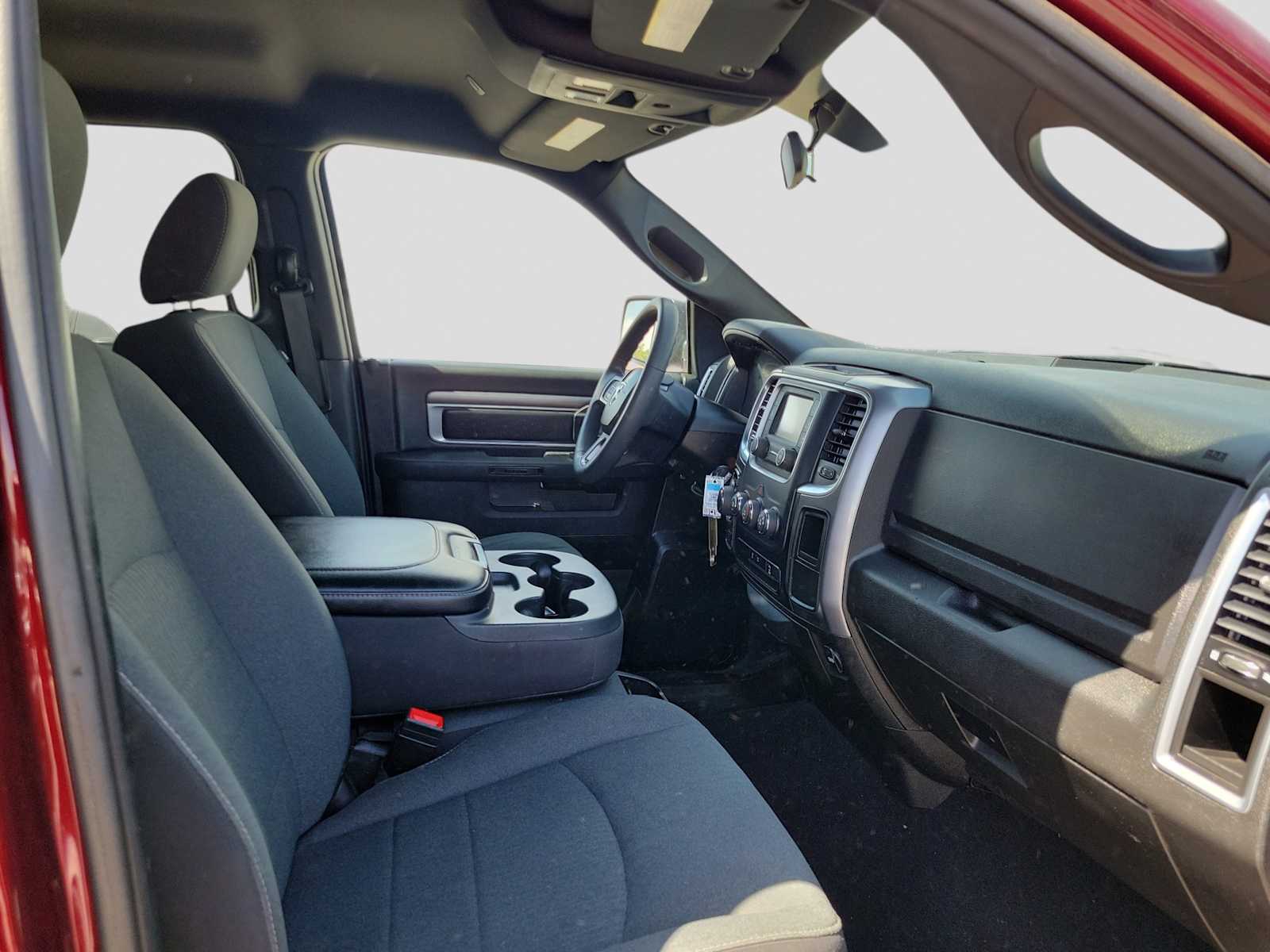 Thumbnail: 2024 RAM 1500 Classic - 14