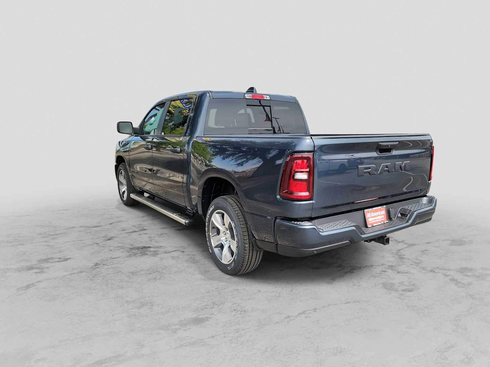 Thumbnail: 2026 RAM 1500 - 4