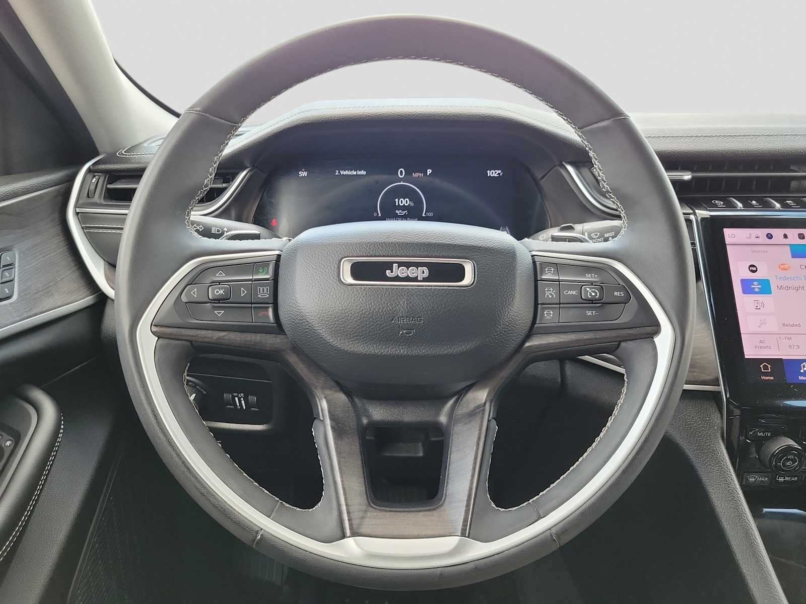 Thumbnail: 2023 Jeep Grand Cherokee - 15