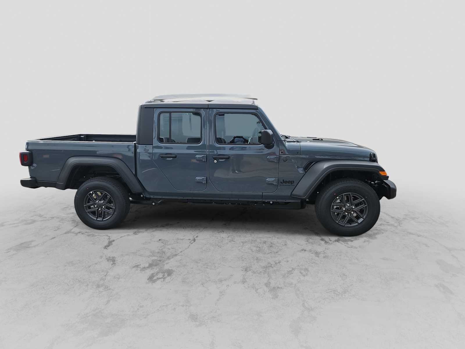 Thumbnail: 2026 Jeep Gladiator - 9