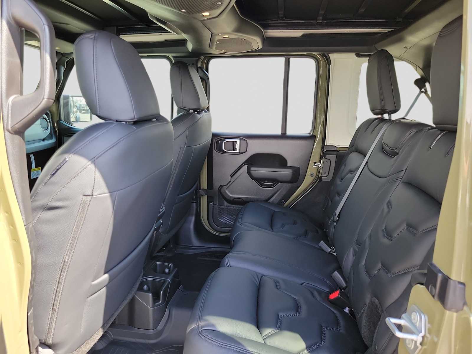 Thumbnail: 2026 Jeep Wrangler - 12