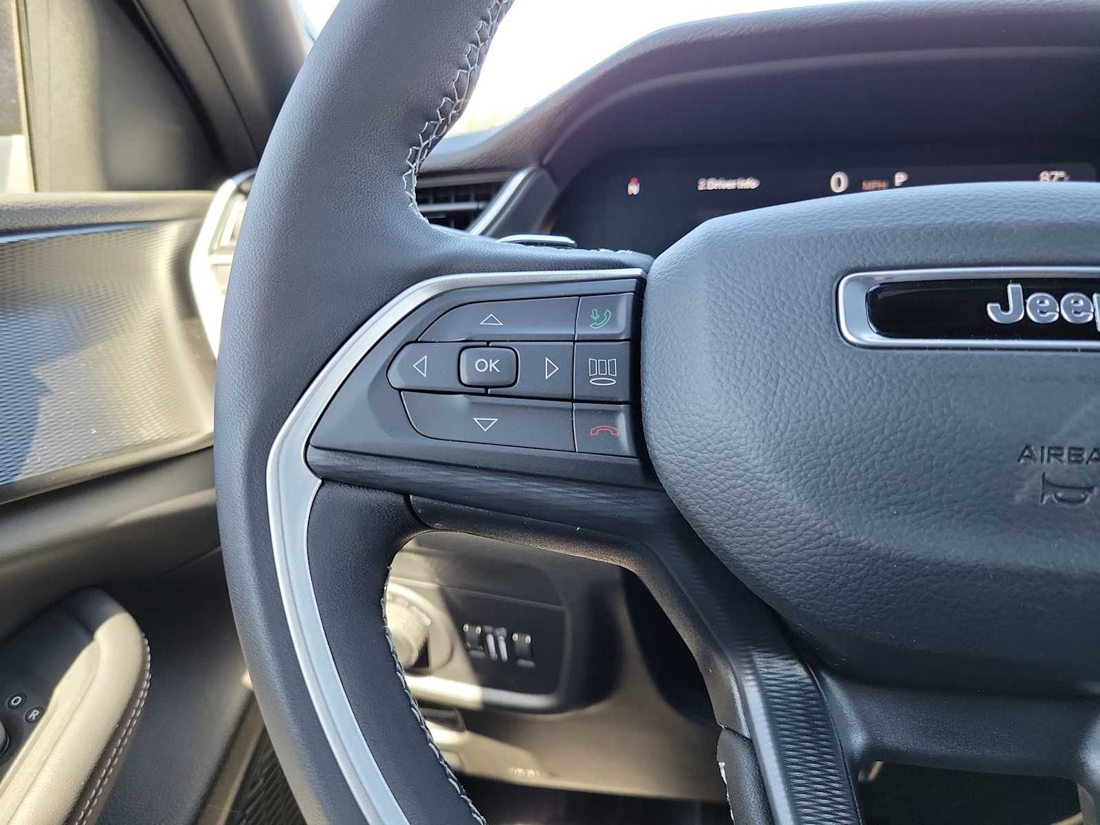 Thumbnail: 2025 Jeep Grand Cherokee - 19