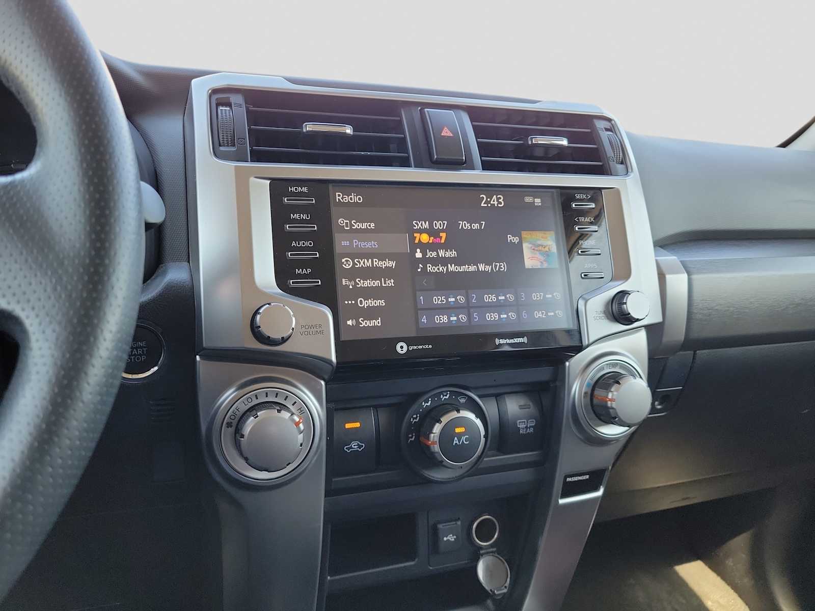 Thumbnail: 2024 Toyota 4Runner - 21