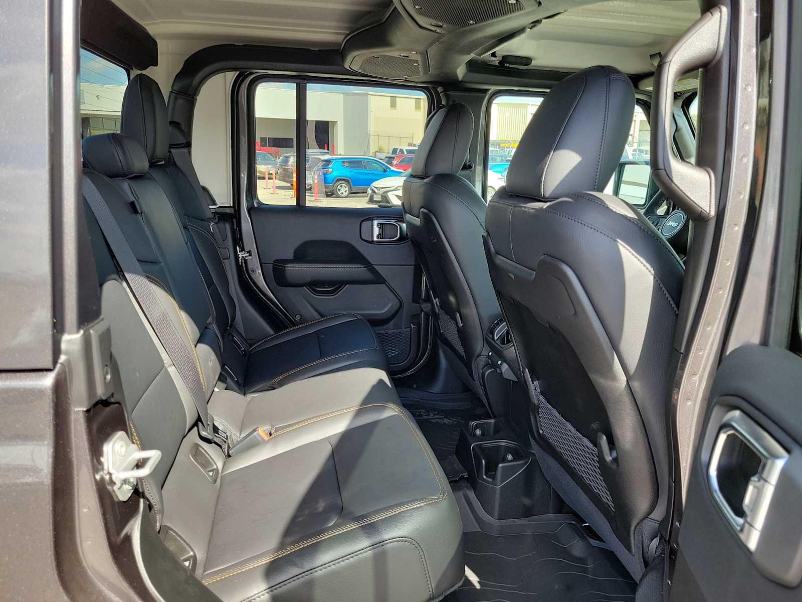 Thumbnail: 2025 Jeep Gladiator - 13