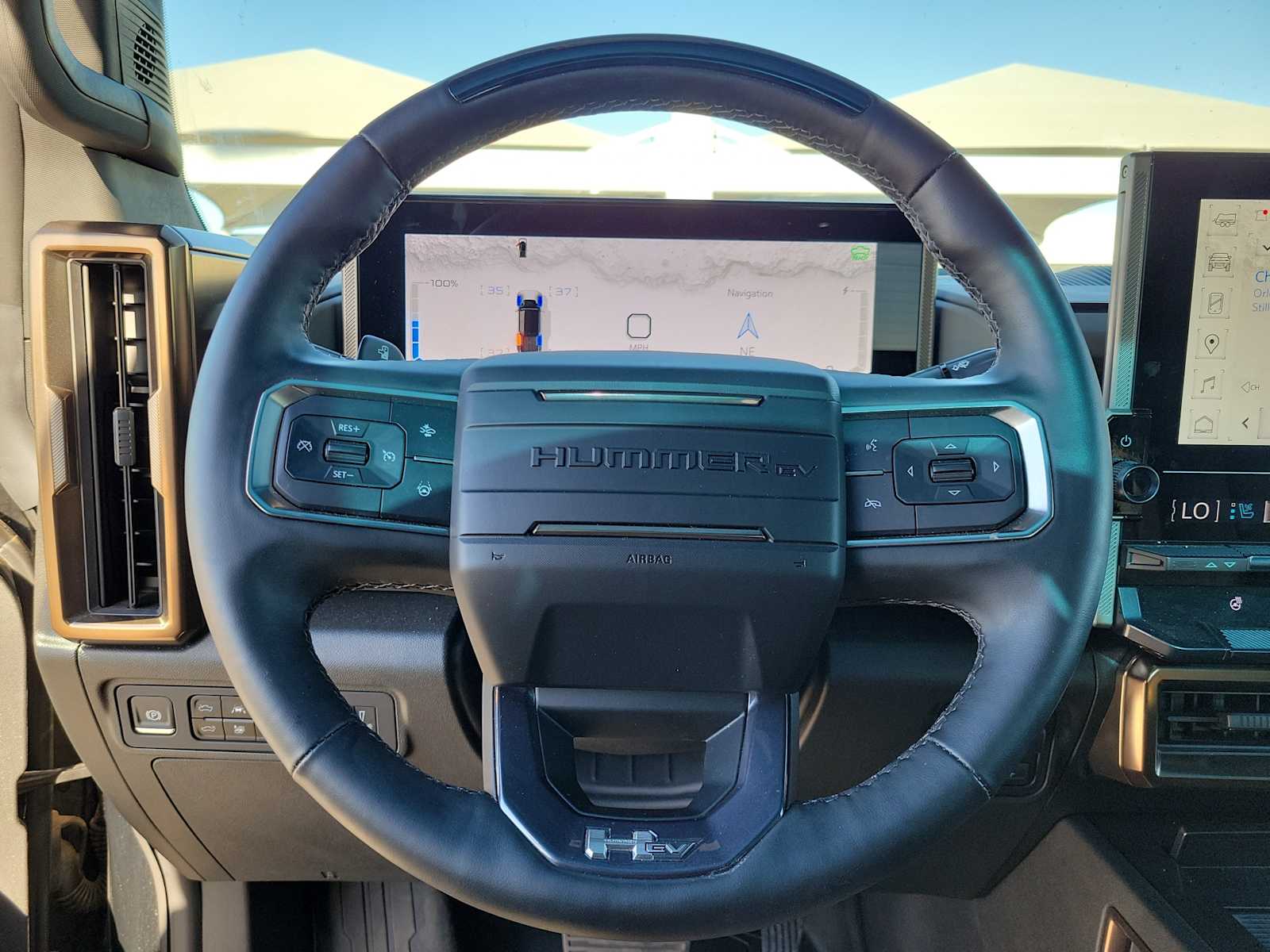 Thumbnail: 2024 GMC Hummer EV - 15