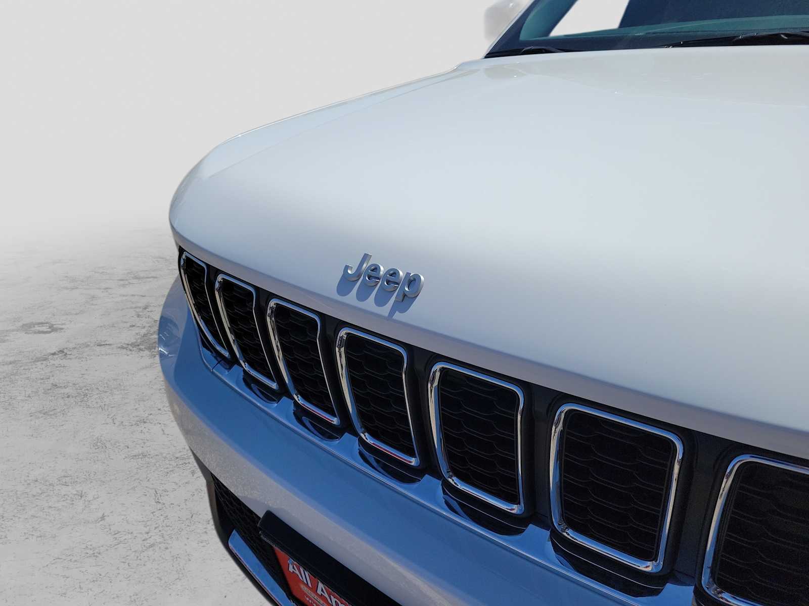 Thumbnail: 2026 Jeep Grand Cherokee - 9