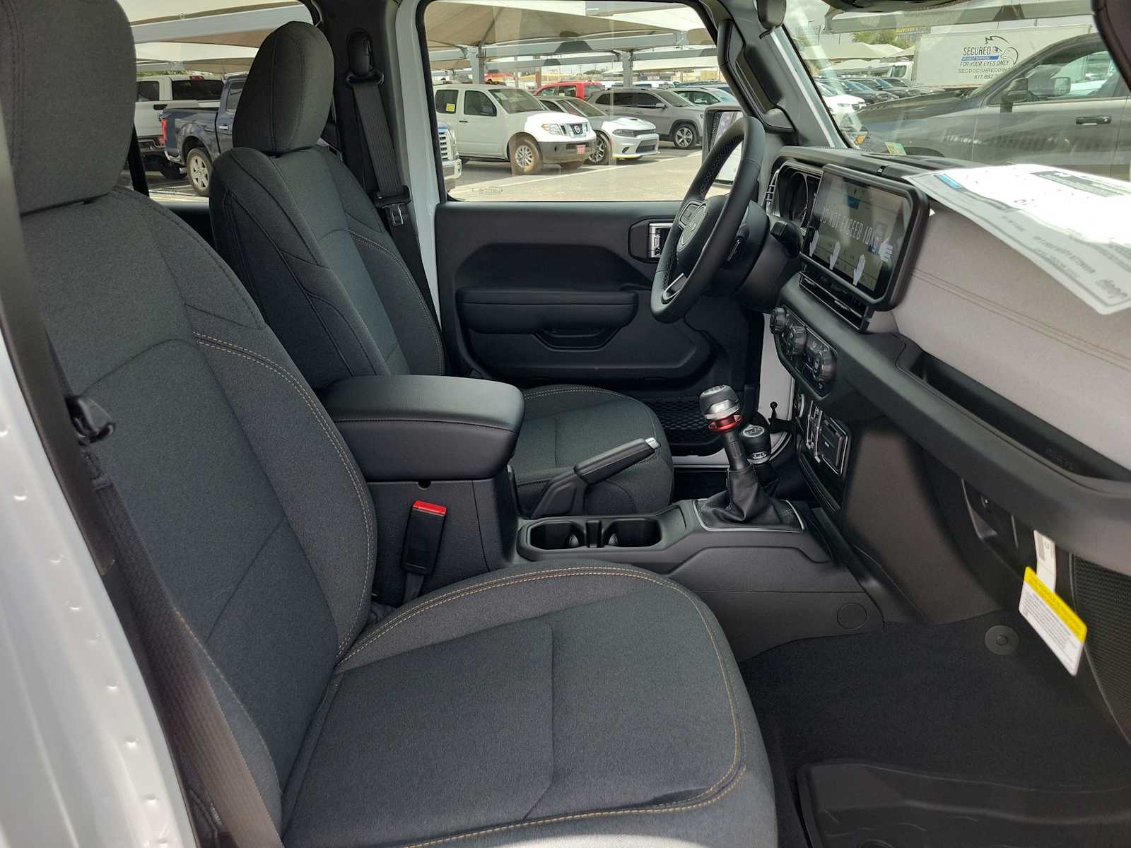 Thumbnail: 2025 Jeep Wrangler - 14