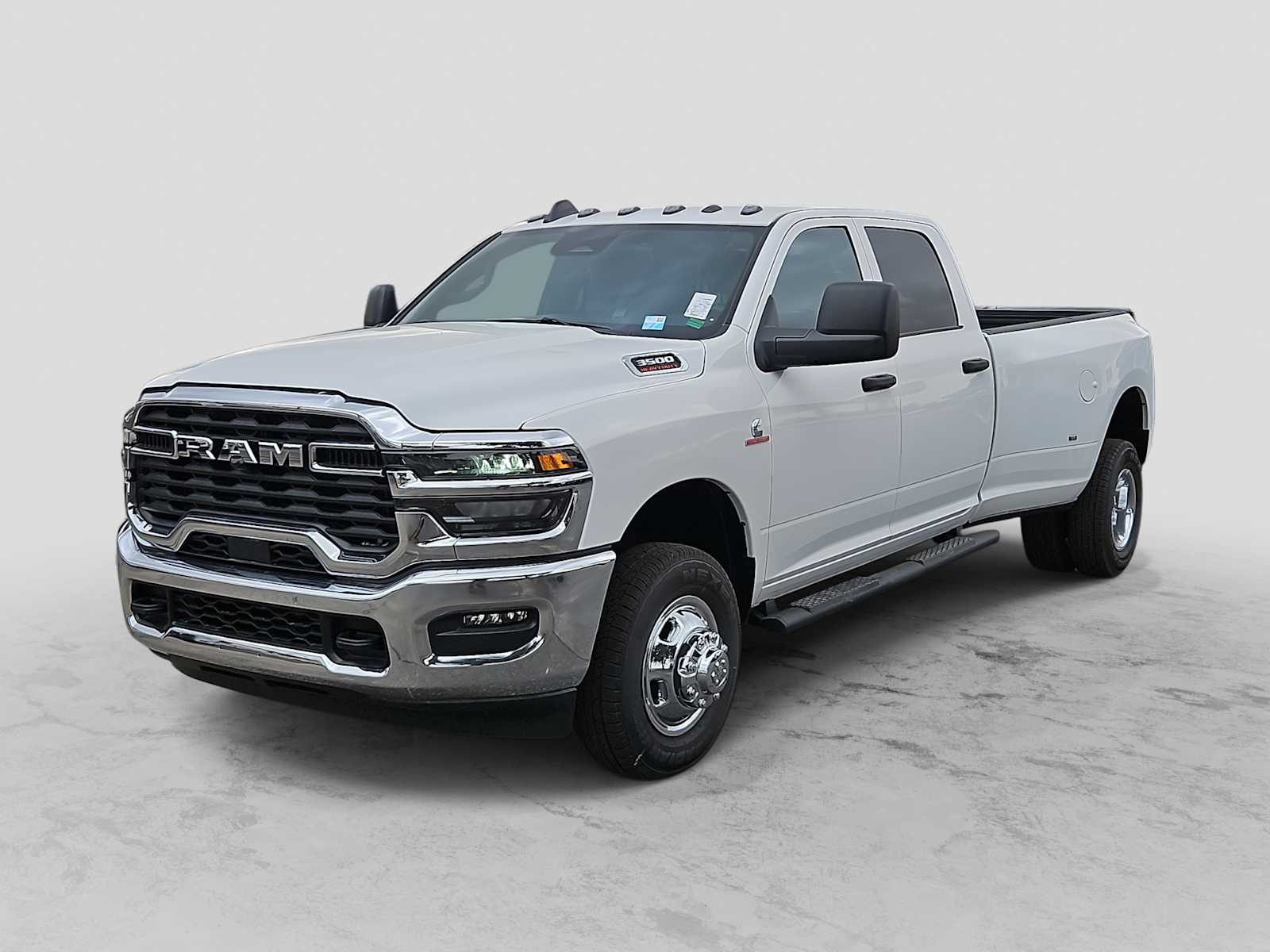 2027 Ram 3500 TRADESMAN CREW CAB 4X4 Pickup