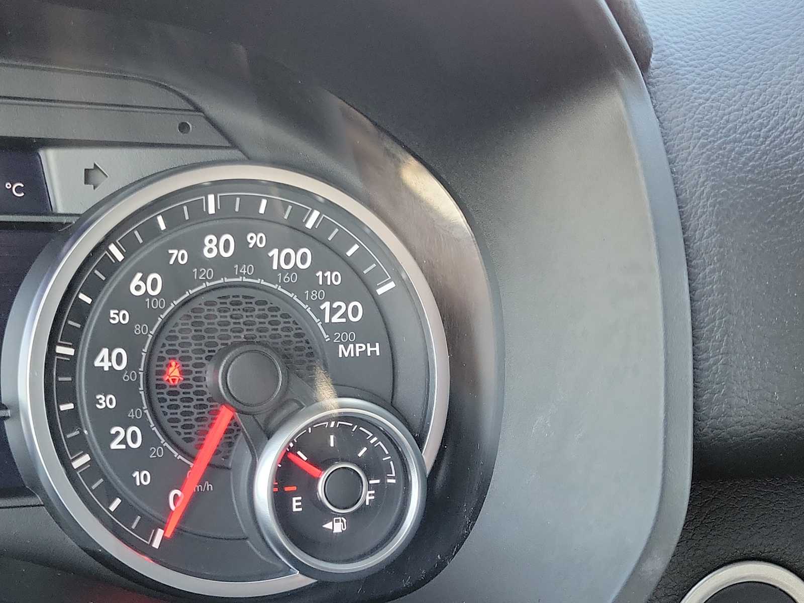 Thumbnail: 2026 RAM 1500 - 18