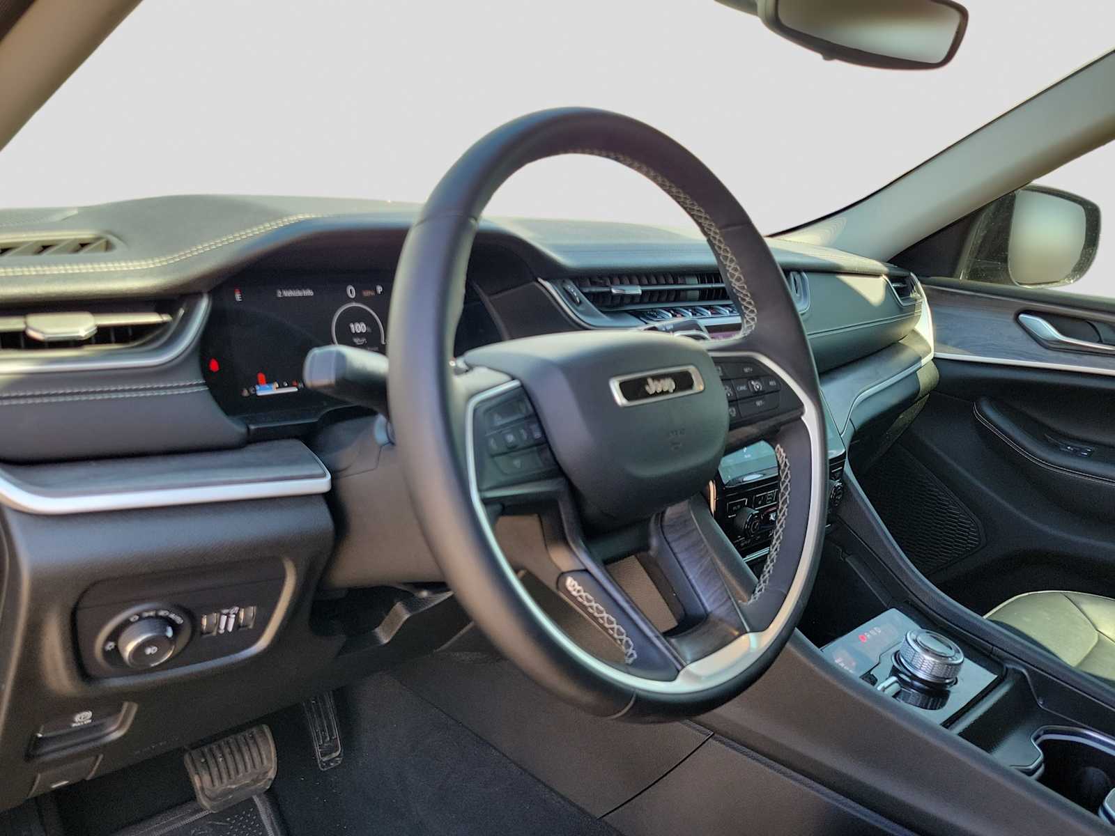 Thumbnail: 2026 Jeep Grand Cherokee - 2