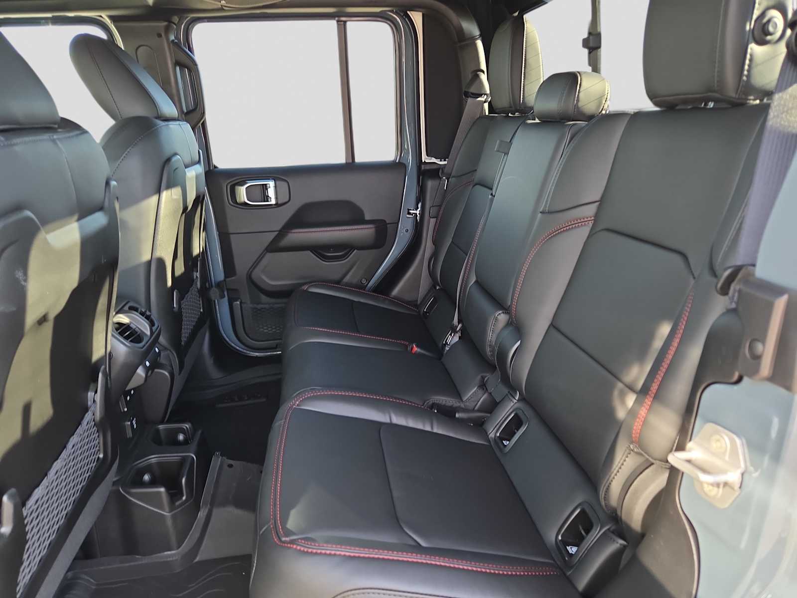 Thumbnail: 2026 Jeep Gladiator - 12