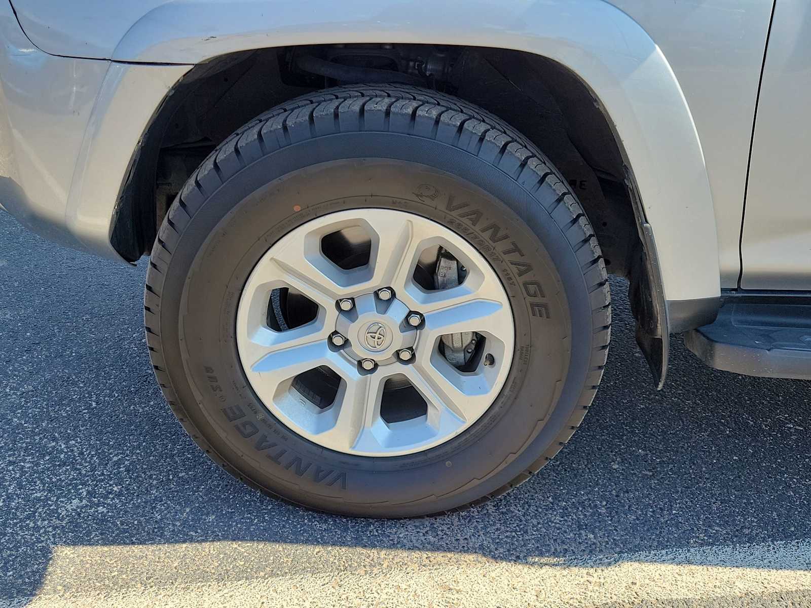Thumbnail: 2024 Toyota 4Runner - 8