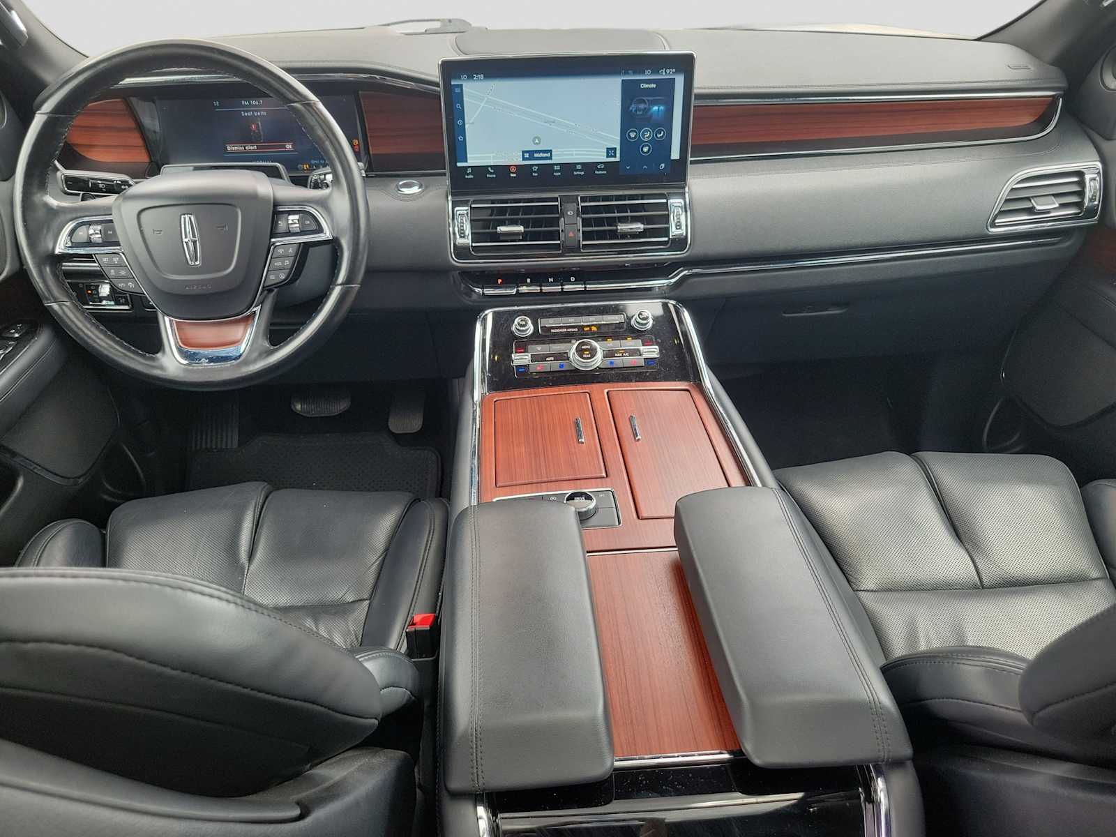 Thumbnail: 2023 Lincoln Navigator - 10