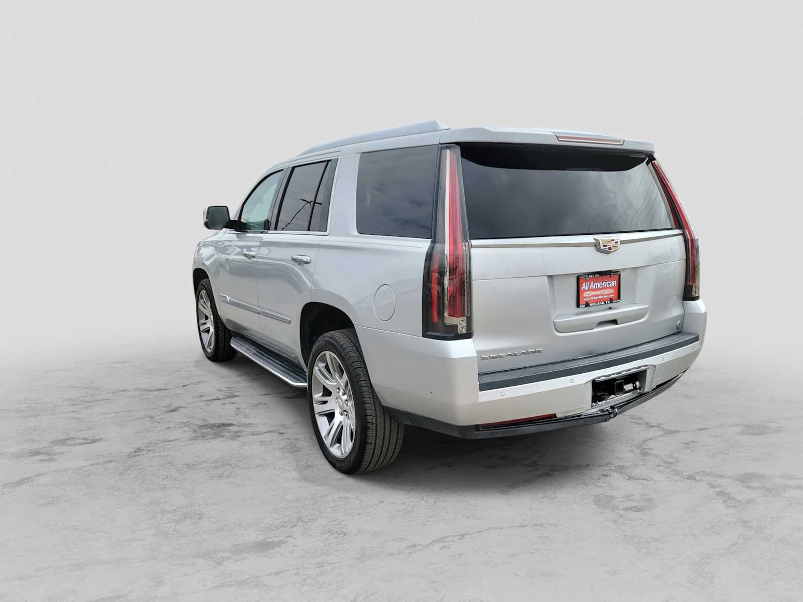 Thumbnail: 2020 Cadillac Escalade - 4