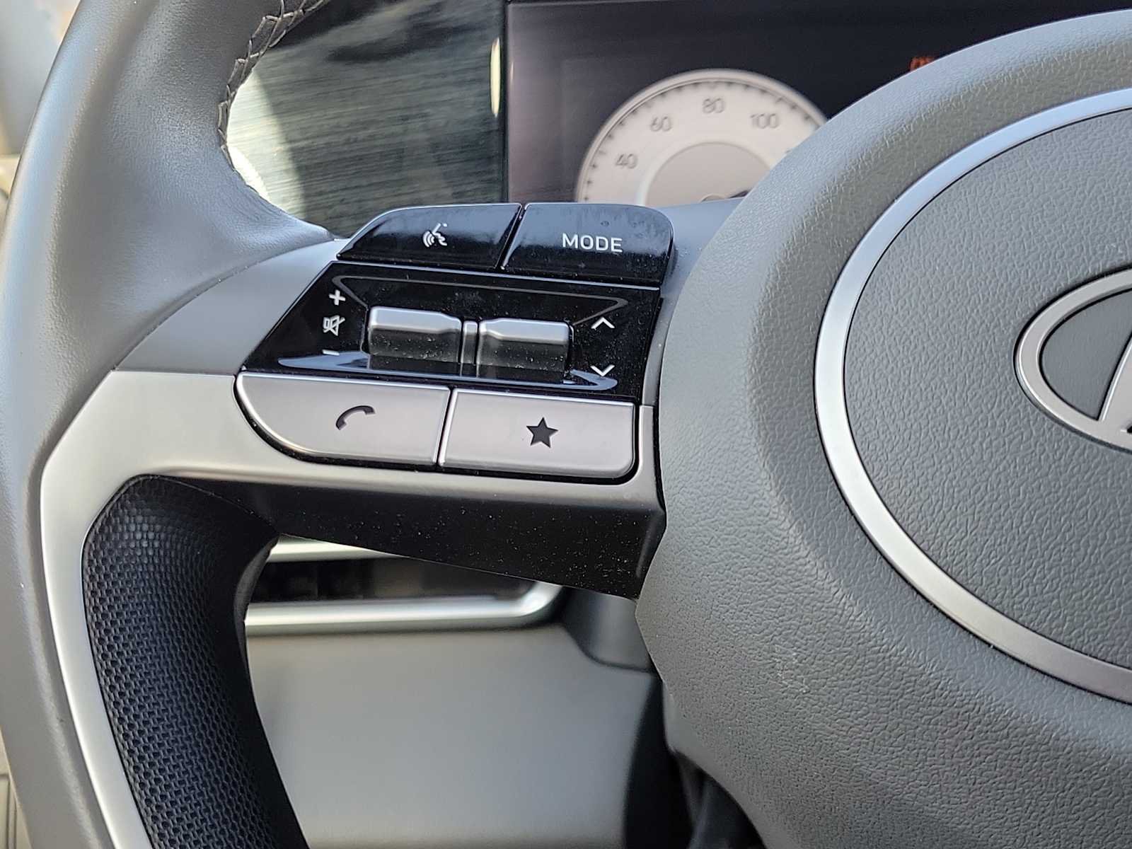 Thumbnail: 2025 Hyundai Elantra - 19