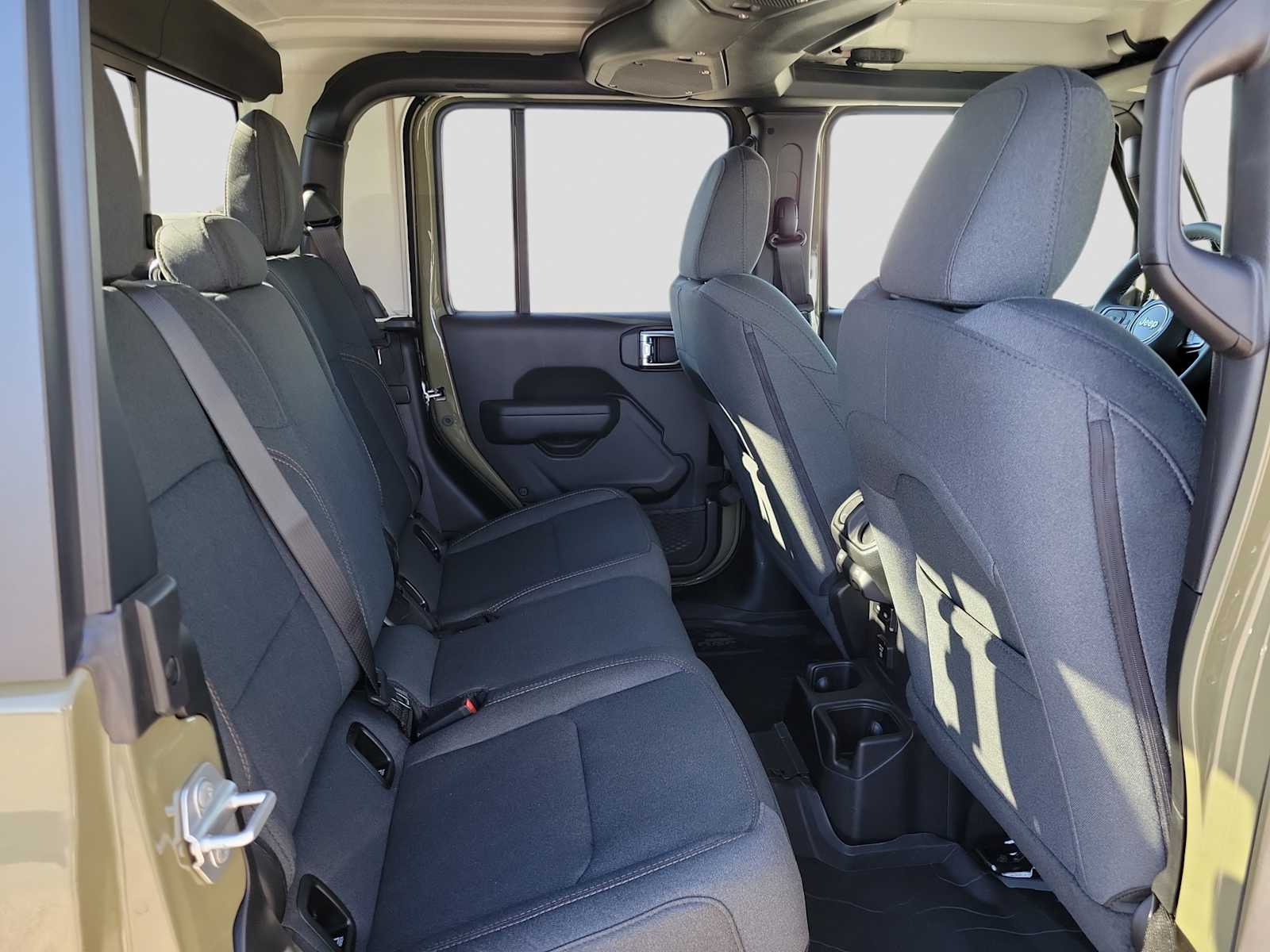 Thumbnail: 2026 Jeep Gladiator - 13