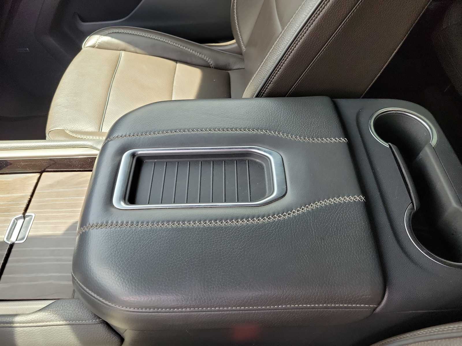 Thumbnail: 2021 GMC Yukon - 12