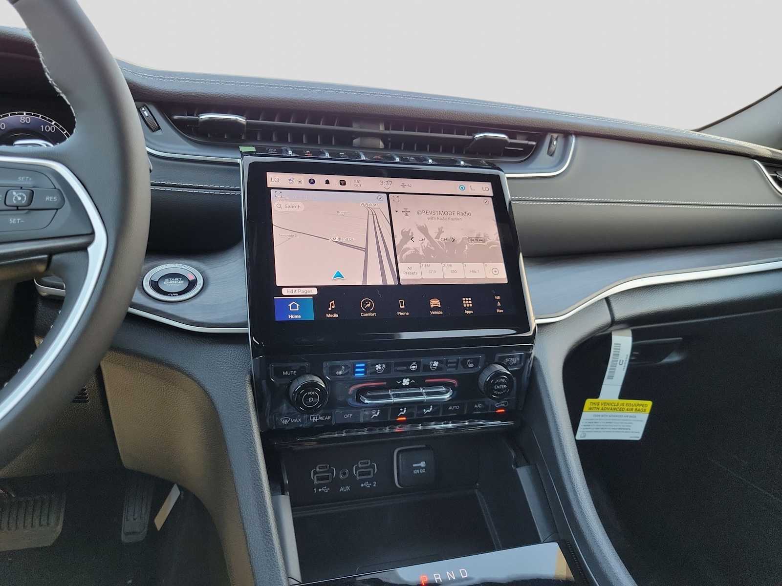 Thumbnail: 2024 Jeep Grand Cherokee - 21